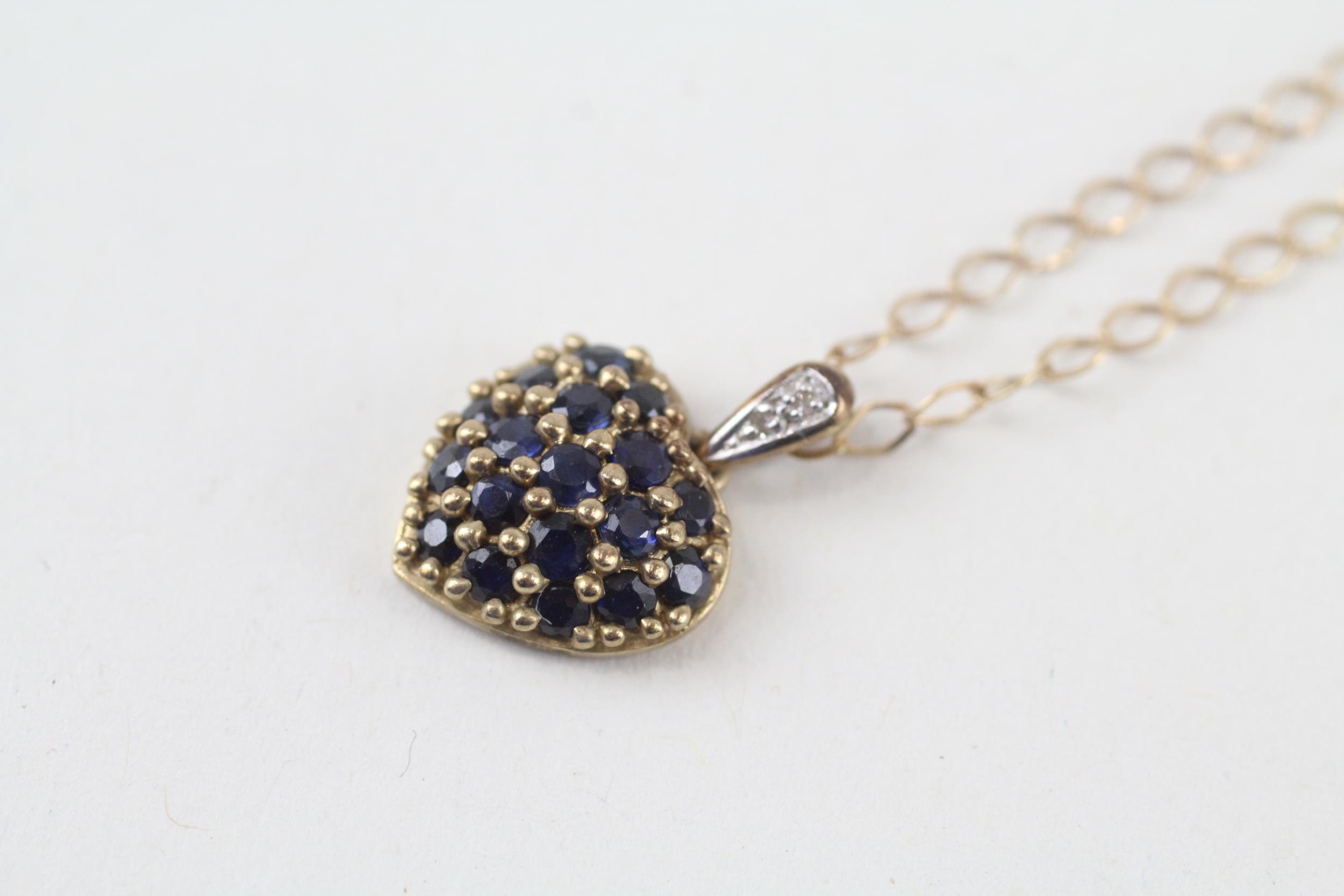 9ct gold vintage sapphire and diamond set heart pendant necklace (2.2g) - Image 2 of 4