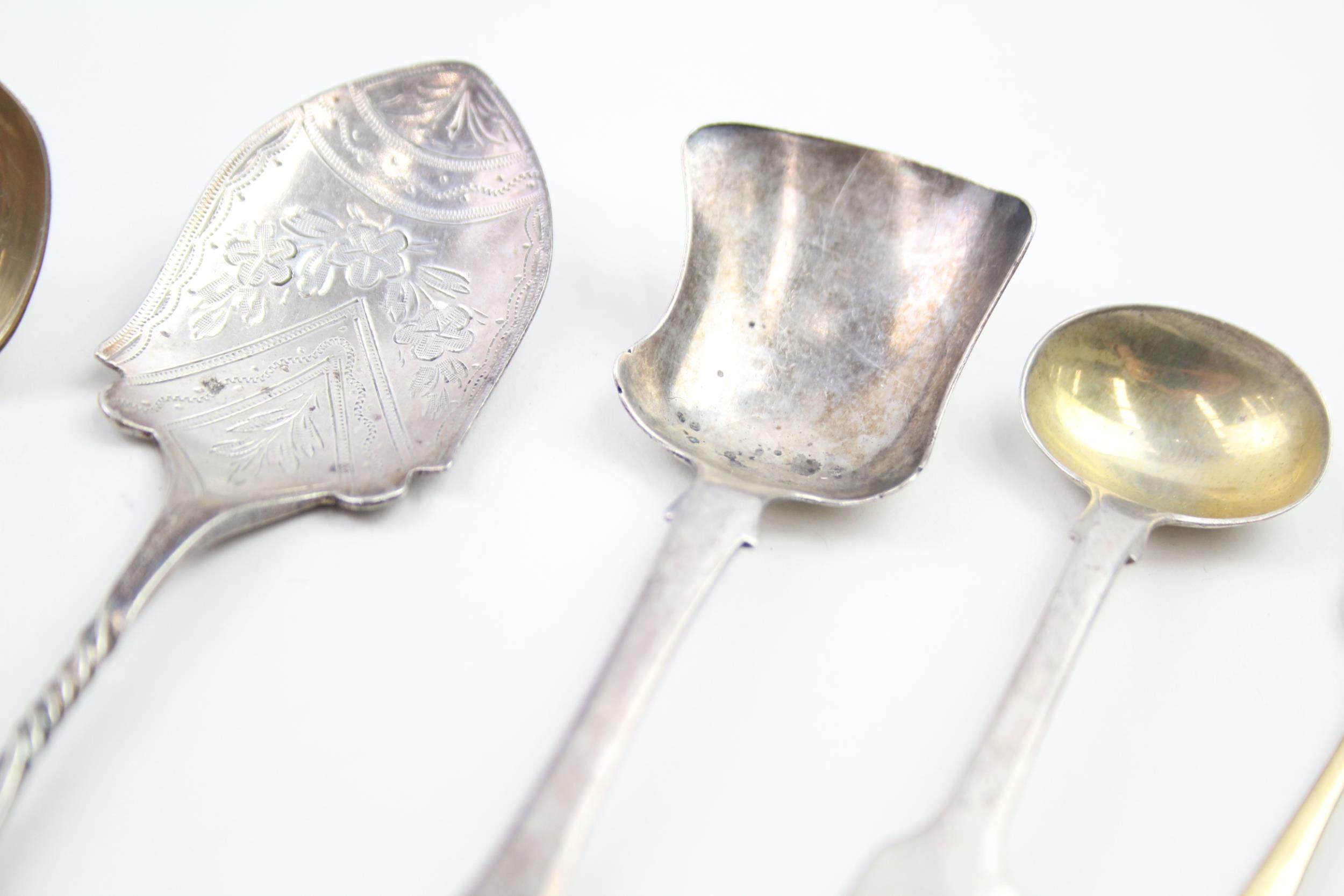 9 x Antique Vintage HM .925 Sterling Silver Spoons Inc Bottom Marked Etc (100g) - In antique / - Image 5 of 7