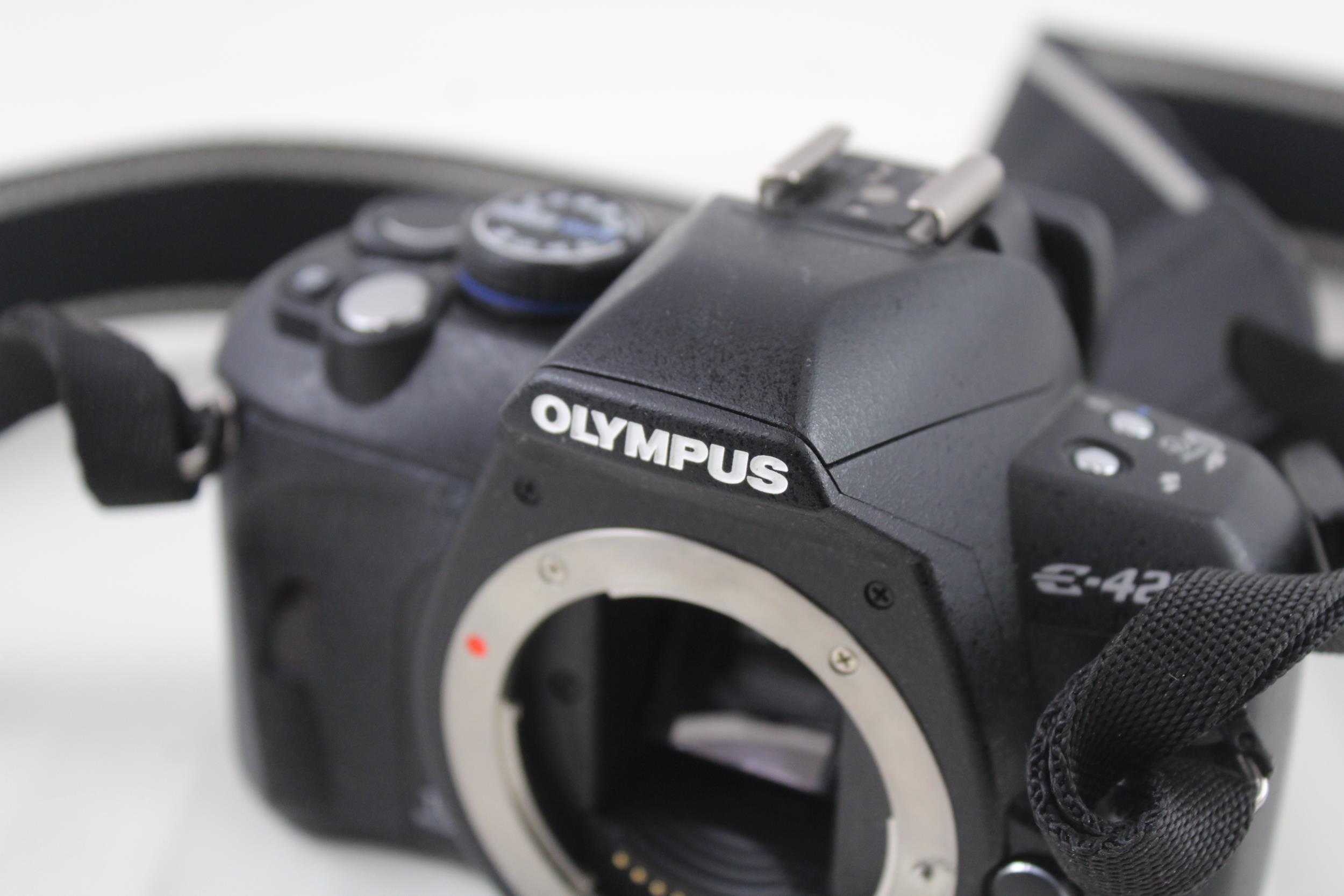 Olympus E-420 DSLR Digital Camera Body Only - Olympus E-420 DSLR Digital Camera Body Only (Battery & - Image 3 of 7
