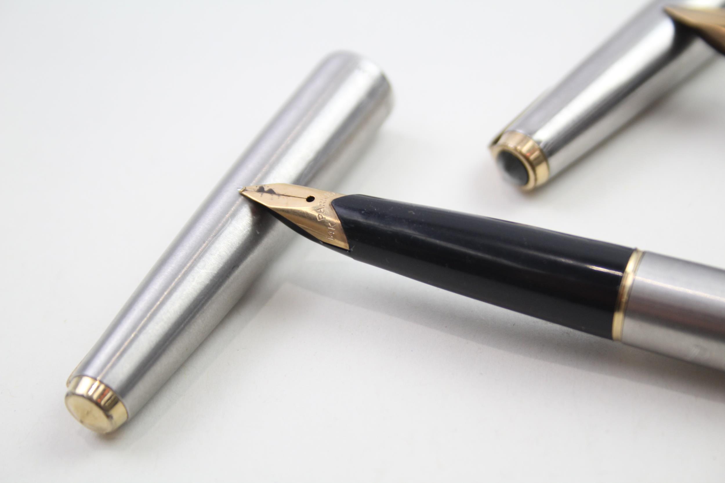 2 x Vintage PARKER 65 Brushed Steel Cased Fountain Pens w 14ct Gold Nibs WRITING - Dip Tested & - Image 2 of 5