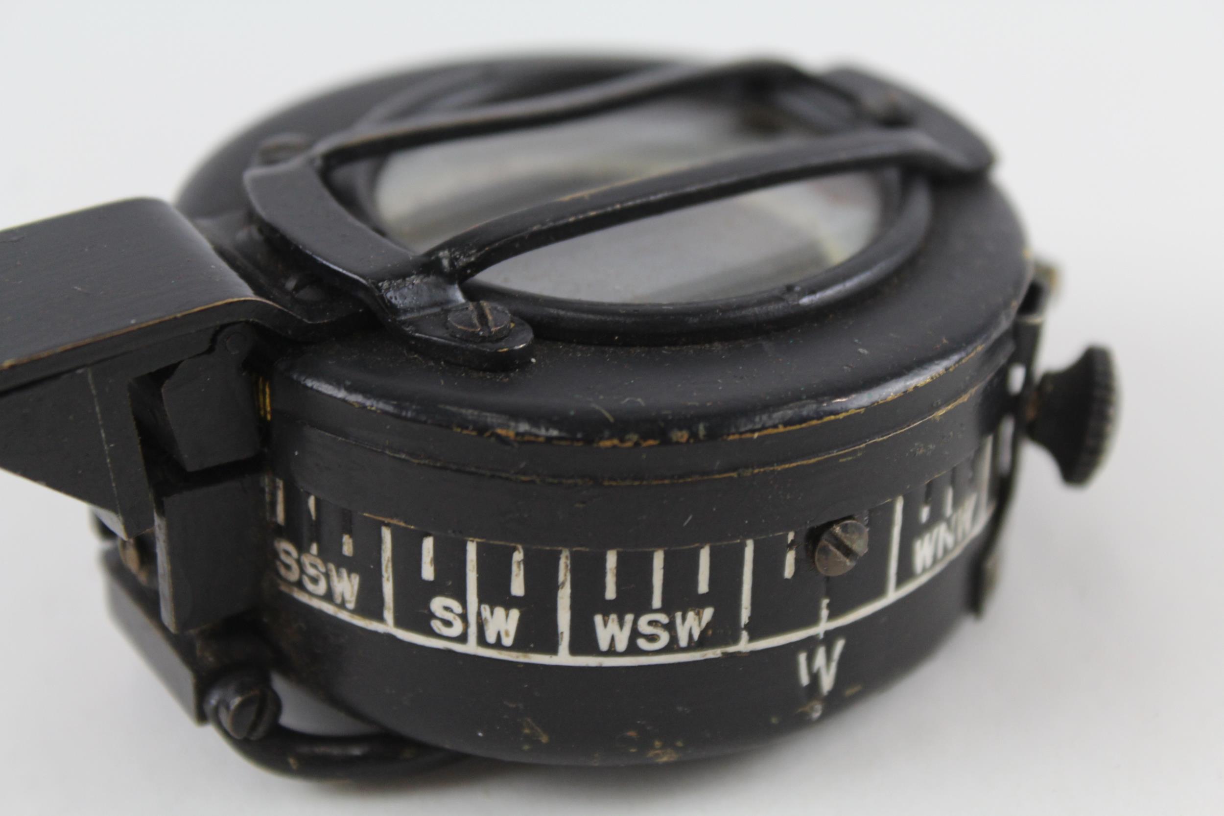 Leather Cased WW2 Military Fluid Filled Compass Dated 1945 - Leather Cased WW2 Military Fluid Filled - Image 4 of 6