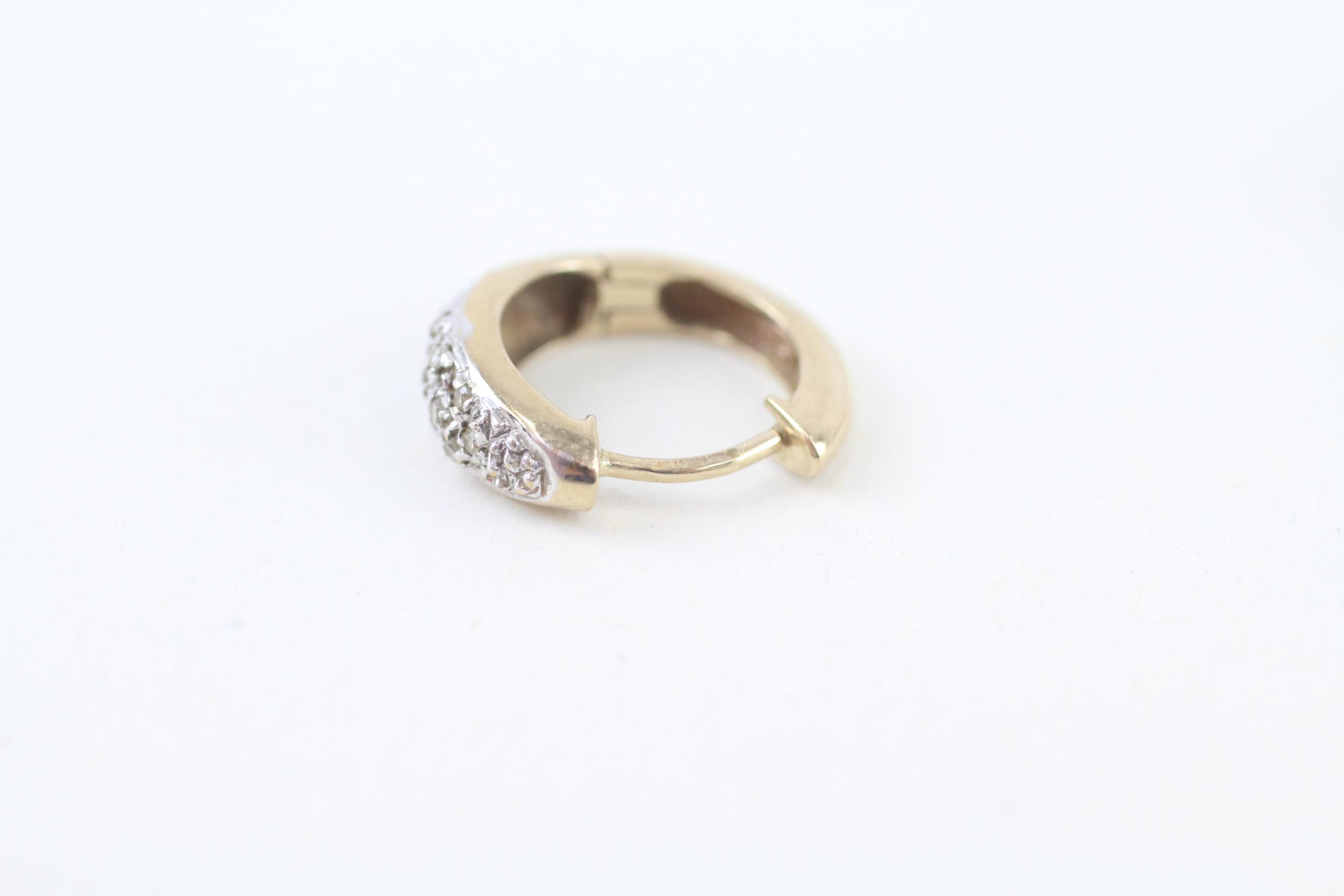 9ct gold pavé set diamond huggie hoop earrings (2.4g) - Image 4 of 4