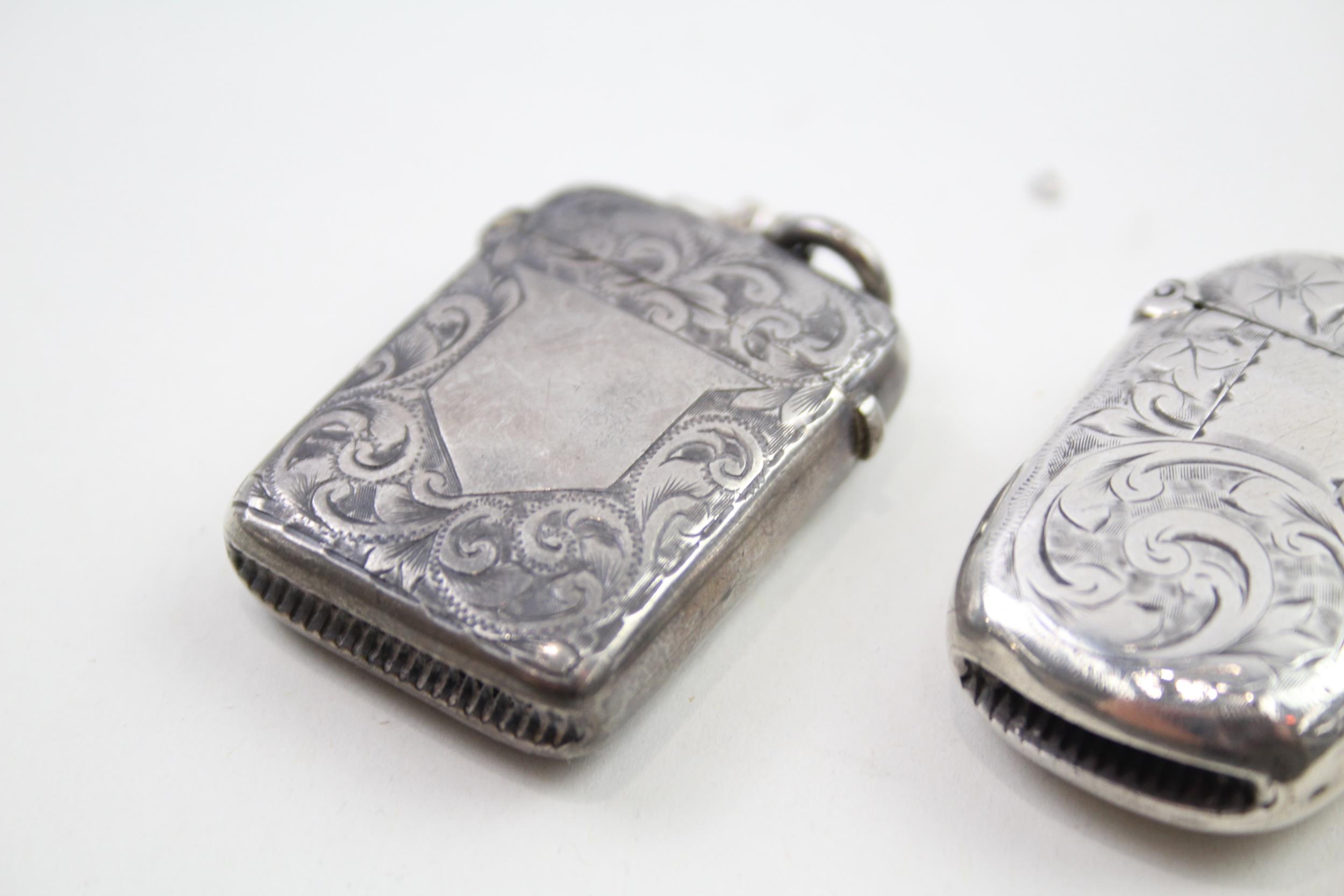 3 x Antique Hallmarked .925 Sterling Silver Vesta Cases Inc Victorian Etc (49g) - In antique - Image 2 of 4