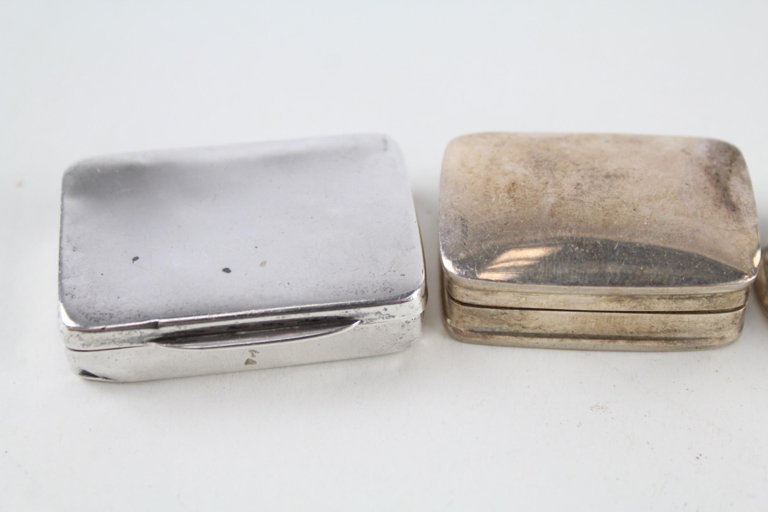 4 x Antique / Vintage Hallmarked .925 Sterling Silver Pill / Trinket Boxes (52g) - In antique / - Image 4 of 5