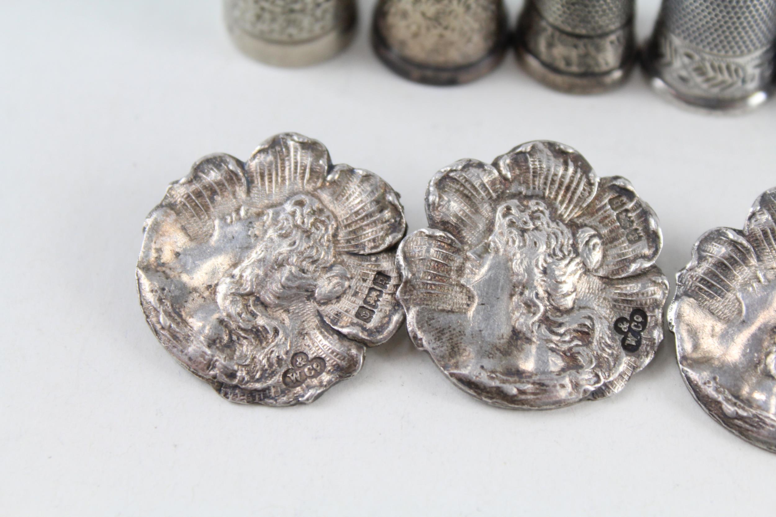 8 x Antique / Vintage Hallmarked .925 STERLING SILVER Thimbles & Buttons (49g) - Inc Charles Horner, - Image 3 of 5