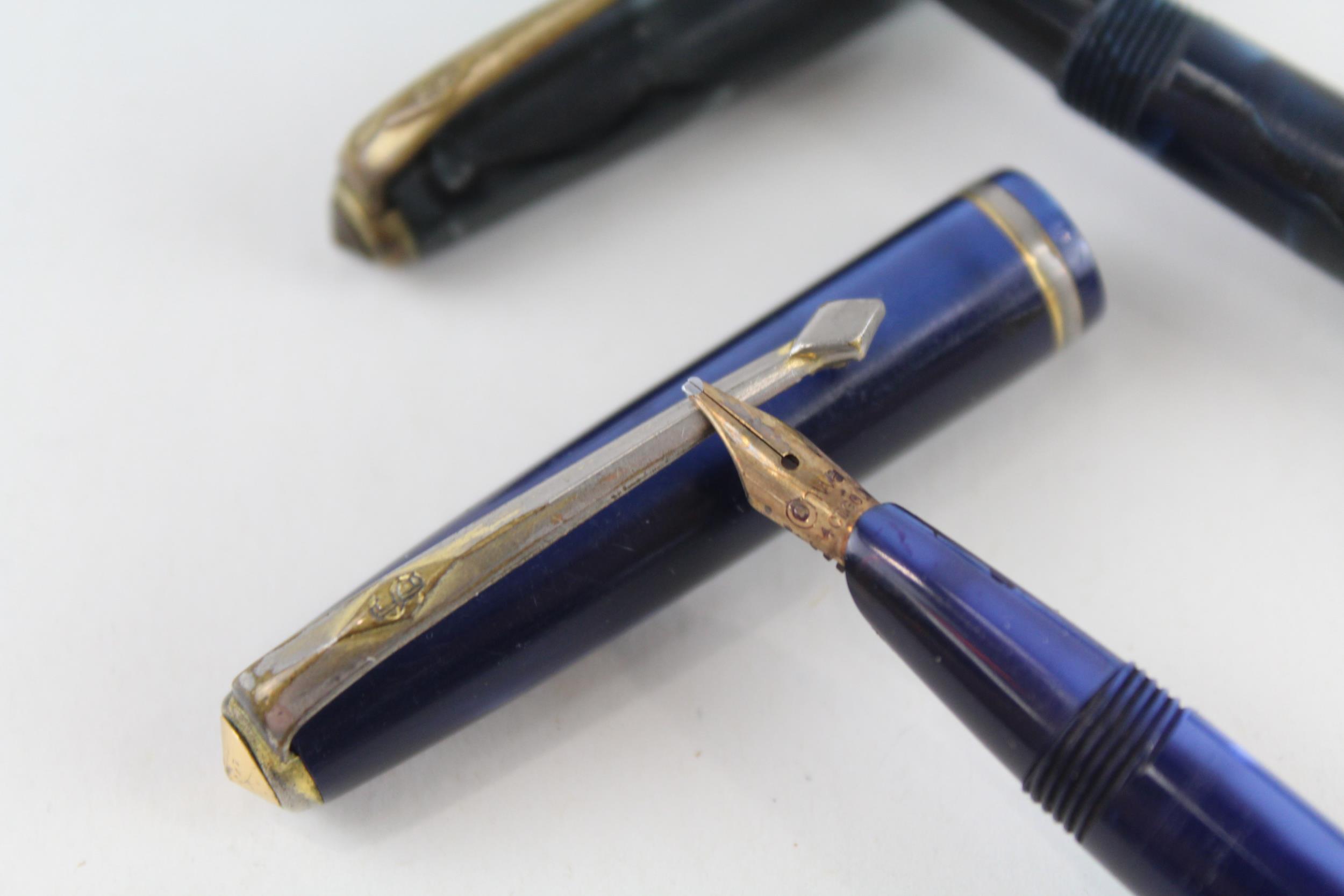 2 x Vintage CONWAY STEWART Fountain Pens w/ 14ct Gold Nibs WRITING Inc 560 Etc - Inc Dinkie 560, 570 - Image 3 of 5