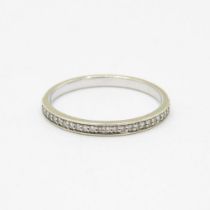 9ct white gold channel set diamond half eternity ring (1.8g) Size P