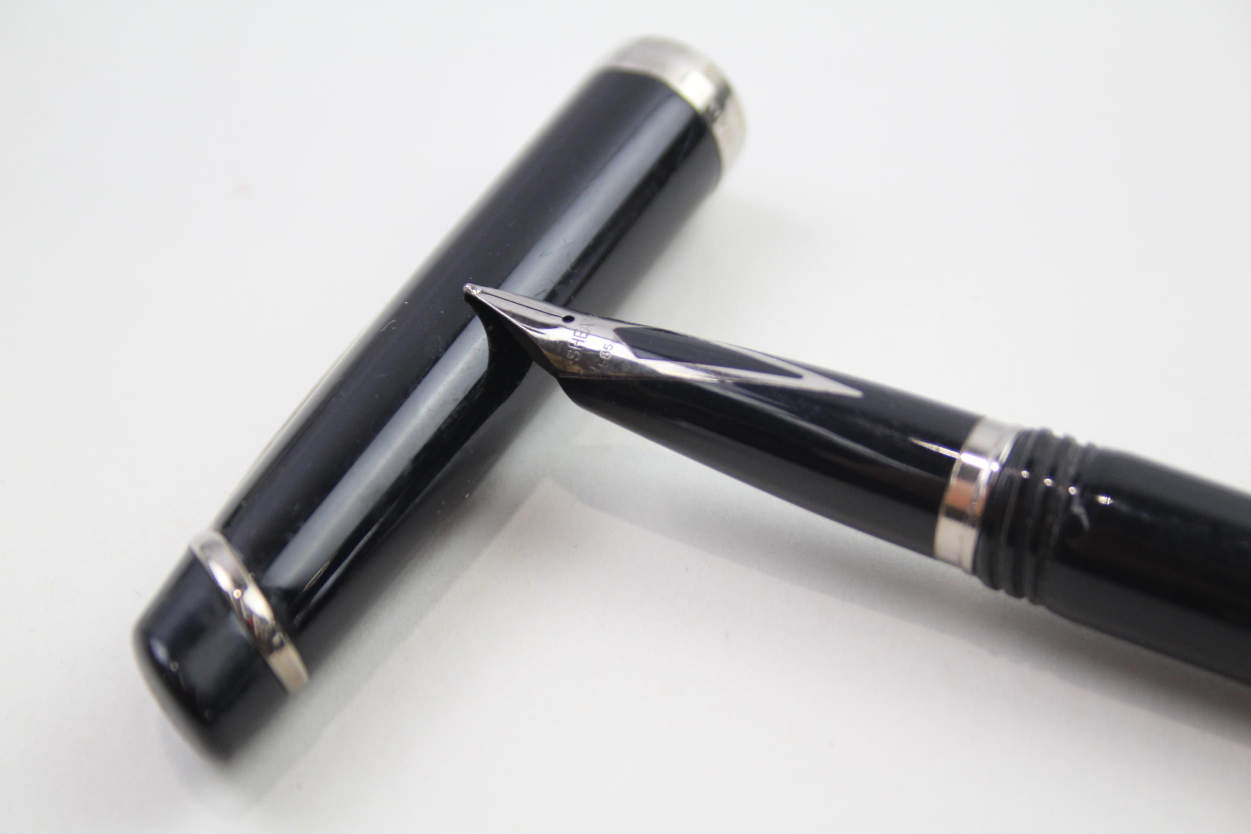 SHEAFFER Imperial Black Cased Fountain Pen w/ 14ct White Gold Nib WRITING - Dip Tested & WRITING - Image 2 of 7