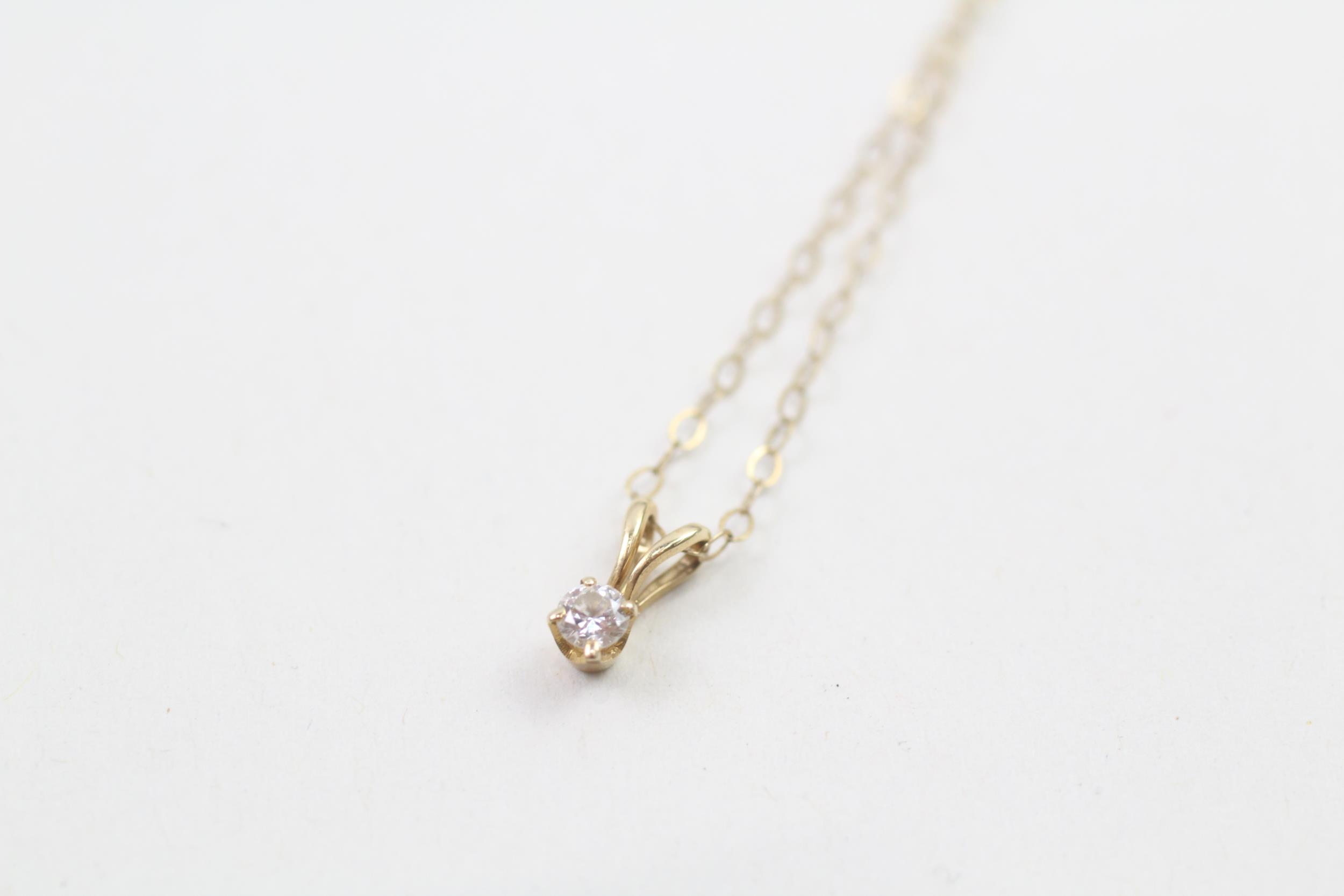 9ct gold round brilliant cut diamond pendant necklace (0.5g)