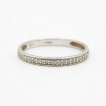 9ct gold diamond half eternity ring (1.2g) Size N