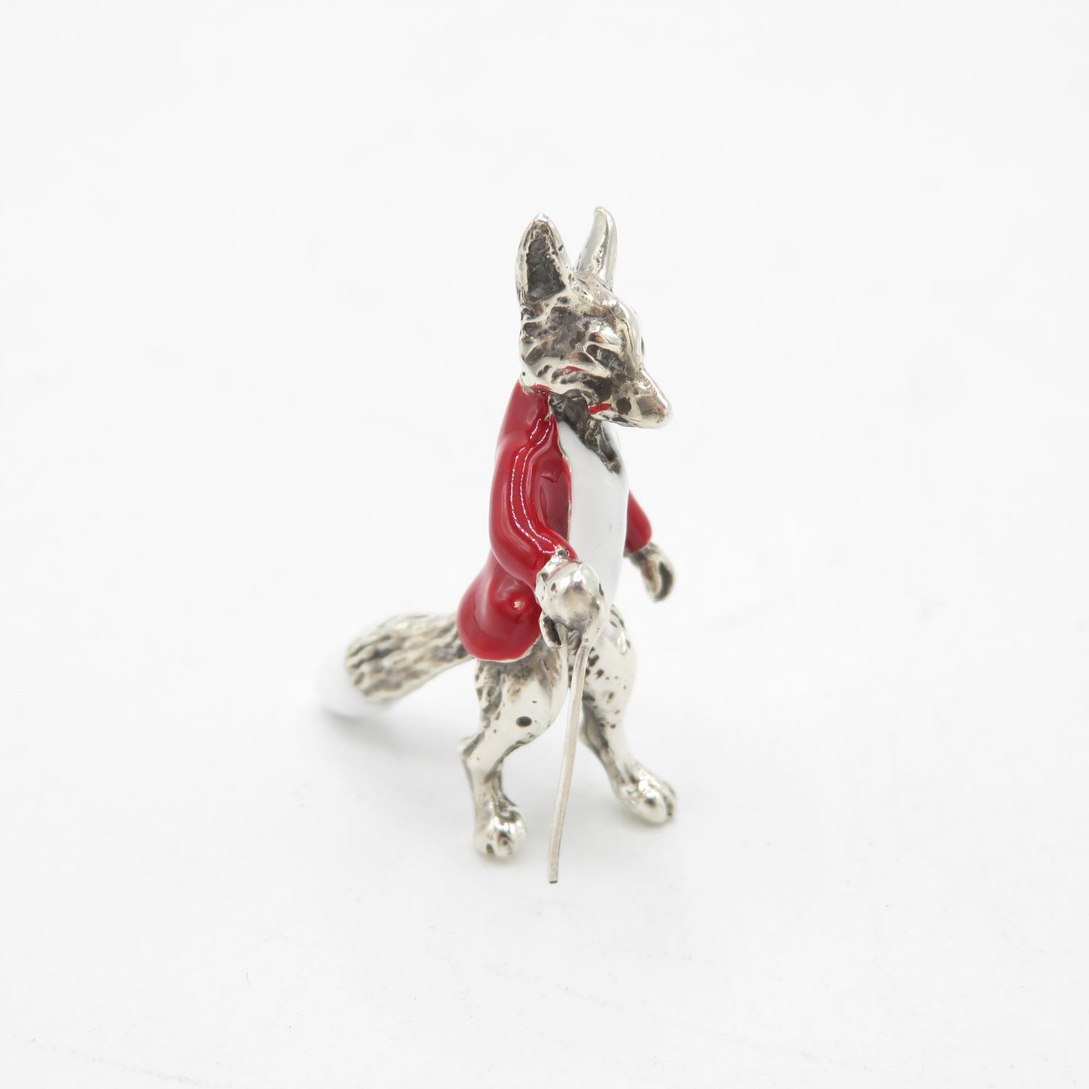 925 Sterling Silver HM Magnificent Mr. Fox silver and enamel character (12.6g) 35mm high in