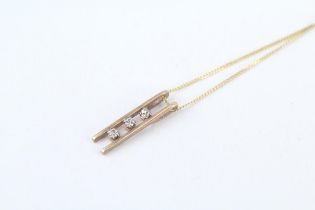 9ct gold diamond three stone drop pendant necklace