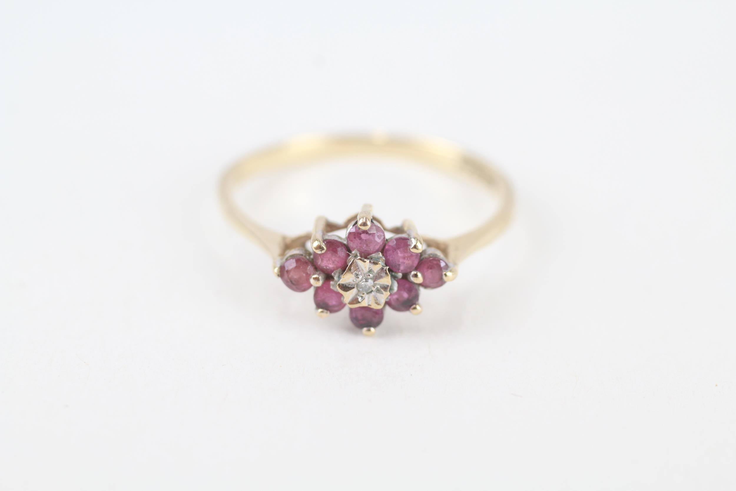 9ct gold diamond & ruby lozenge shaped cluster ring Size P 1.4 g - Image 2 of 5