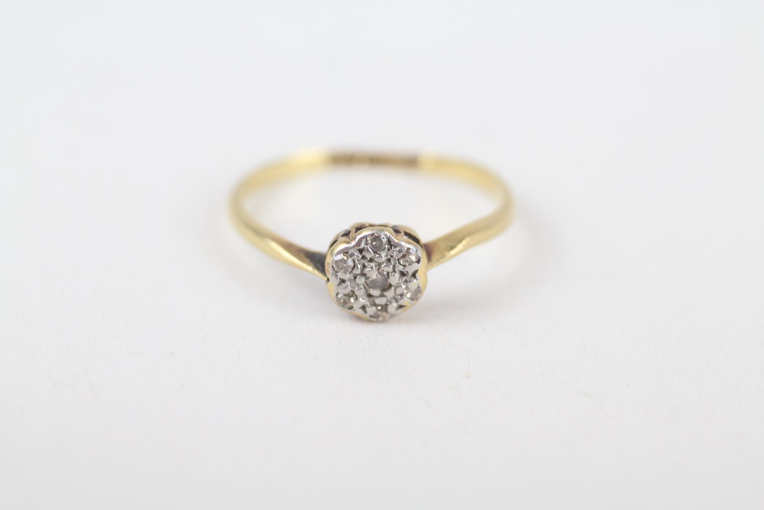18ct gold old cut diamond cluster ring Size K 1.3 g - Image 2 of 5