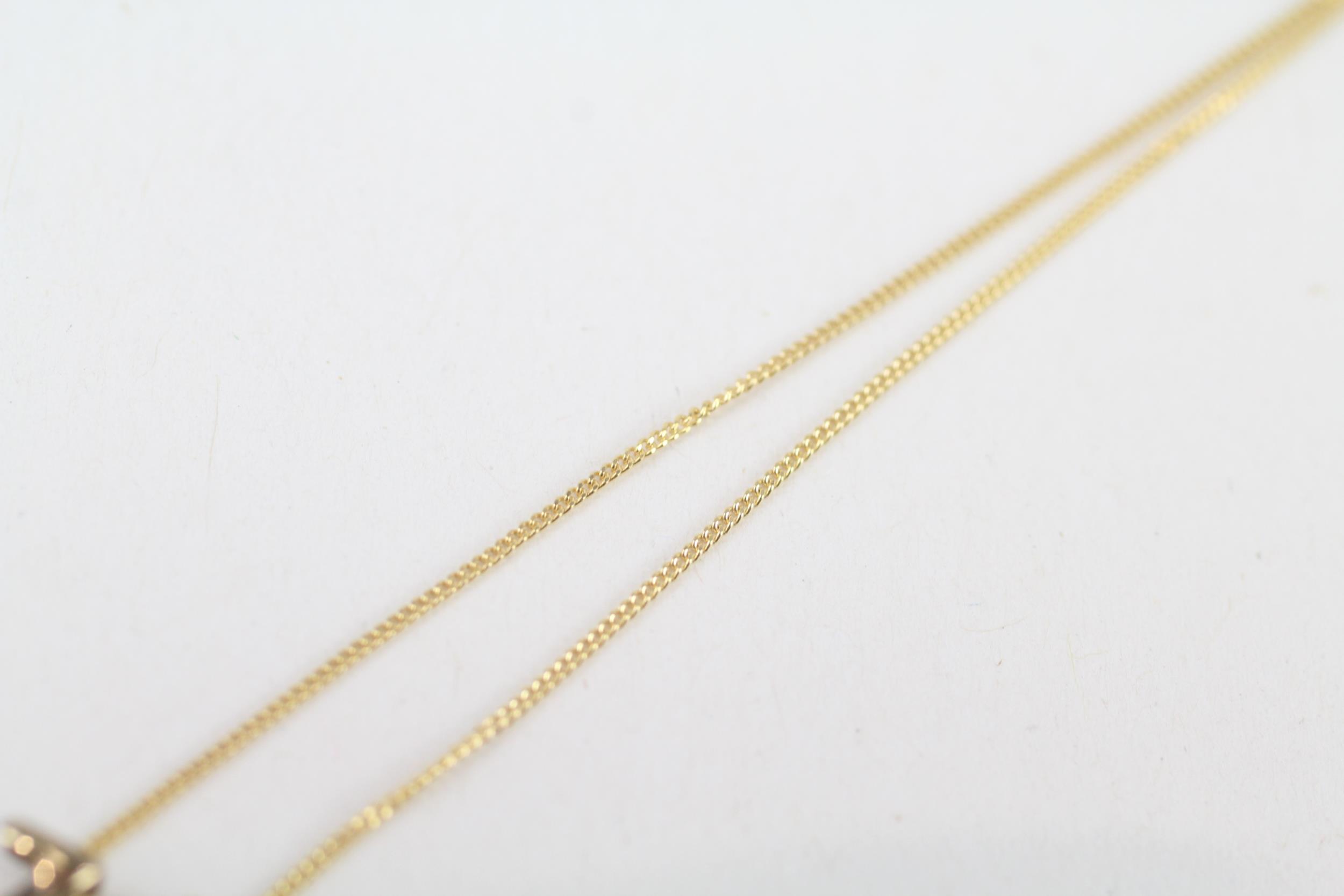 9ct gold diamond horseshoe pendant necklace 1.6 g - Image 3 of 4