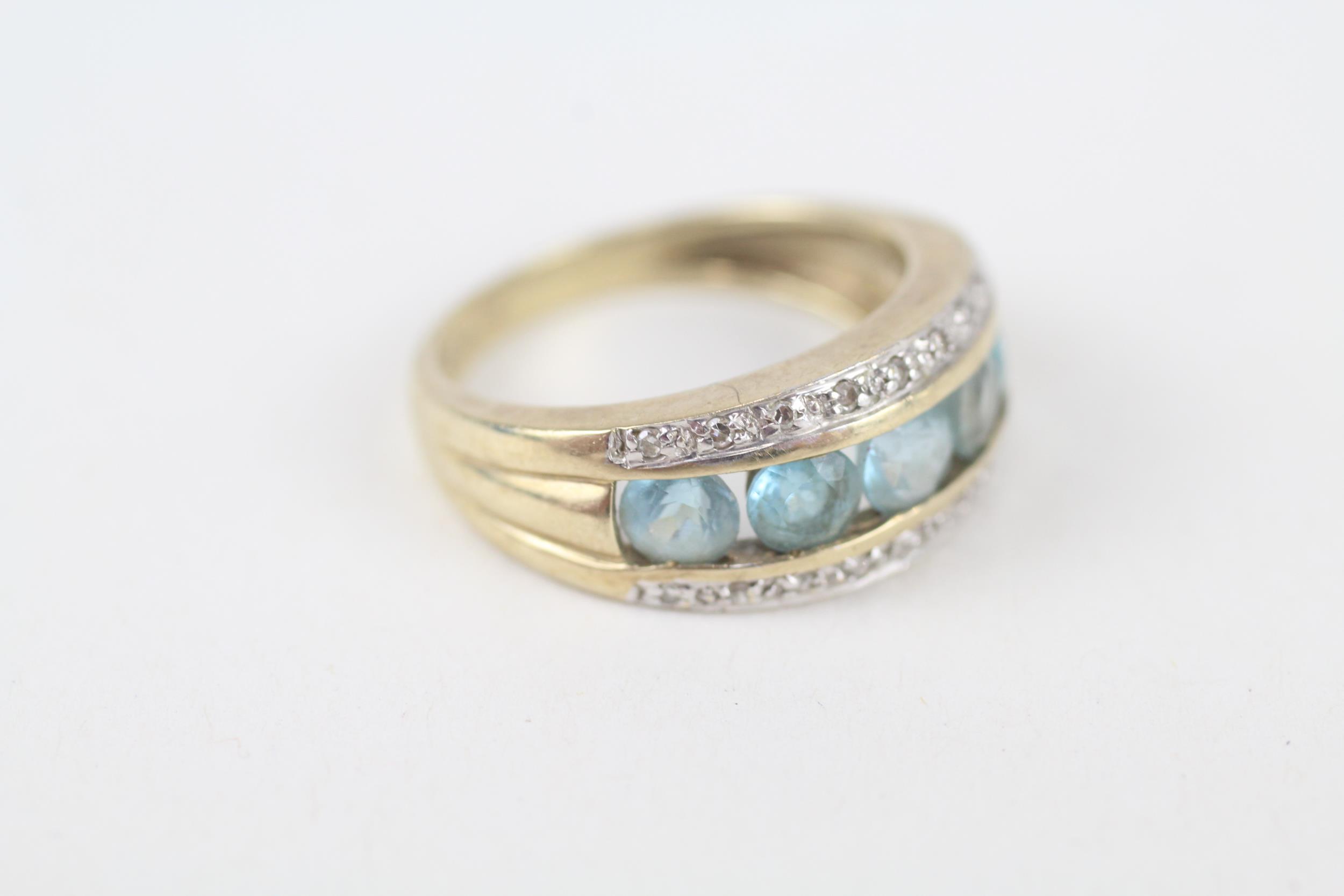 9ct gold blue topaz & diamond three row eternity ring Size M - Image 2 of 4