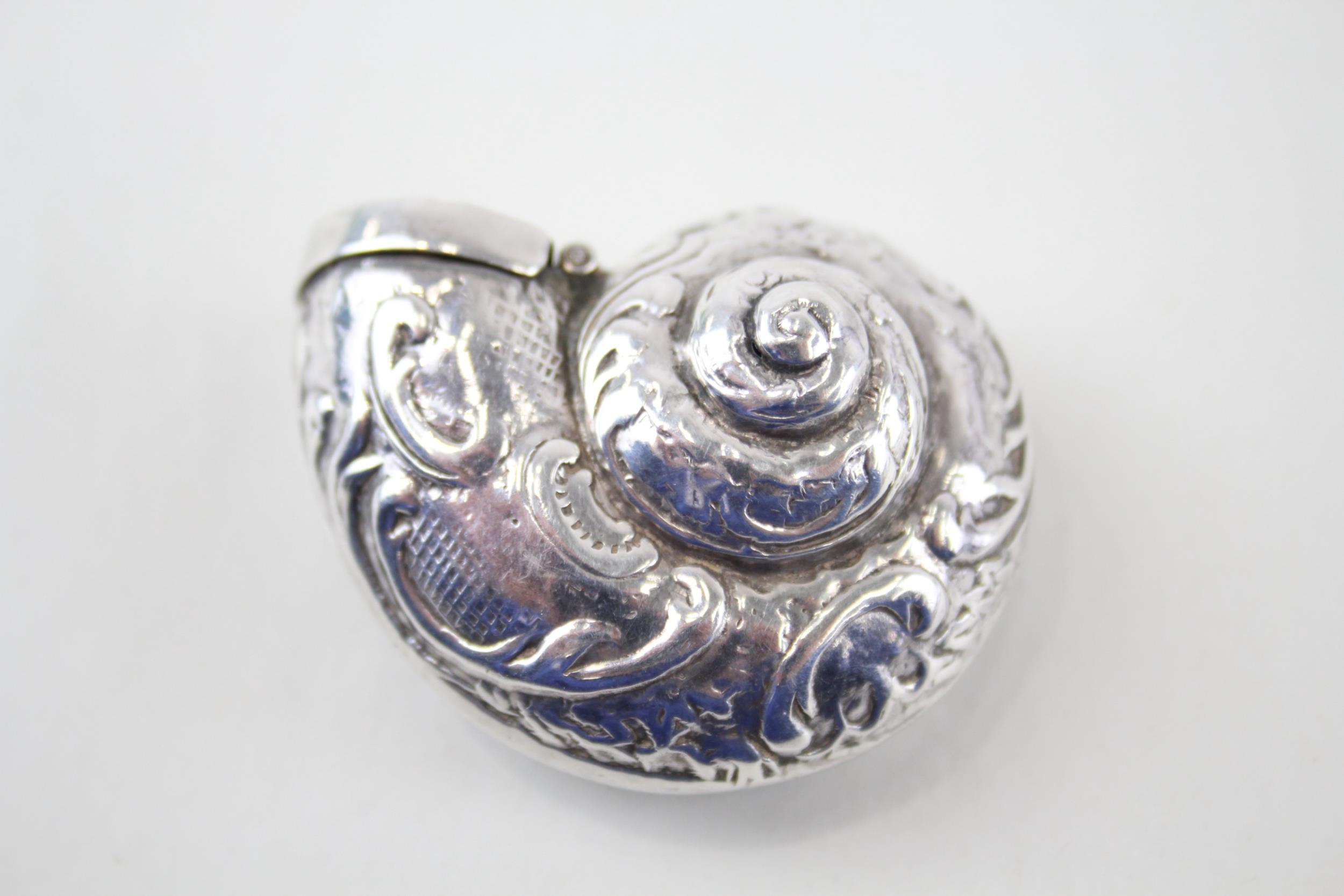 Vintage Stamped .925 Sterling Silver Nautilus Shell Snuff / Trinket Box (18g) - Diameter - 5cm In - Image 3 of 4