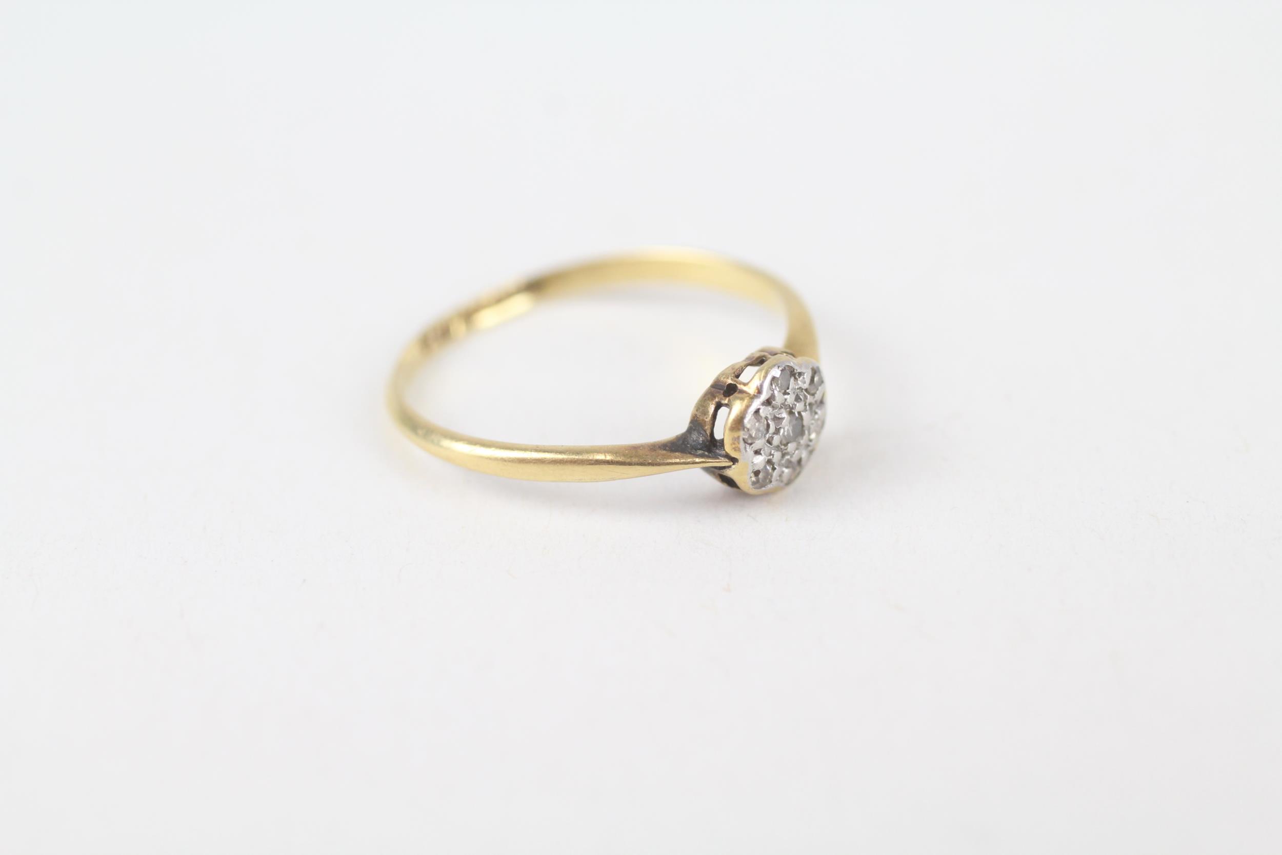 18ct gold old cut diamond cluster ring Size K 1.3 g - Image 4 of 5