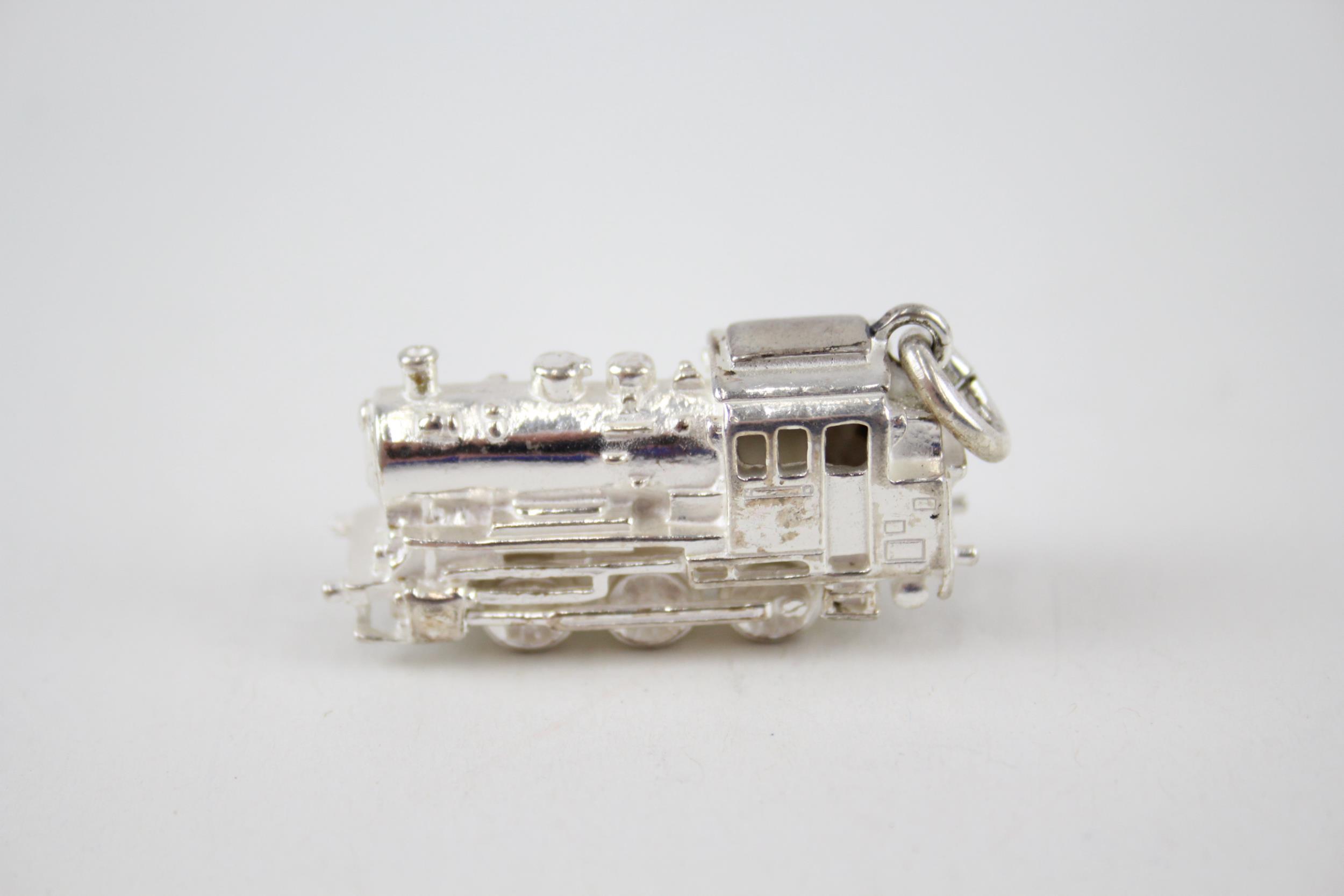 Vintage Stamped .925 Sterling Silver Novelty Train Miniature Charm (19g) - Length - 3.6cm In vintage - Image 3 of 5