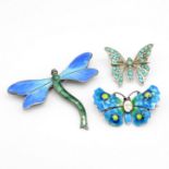 Antique bug brooches including silver (16g)