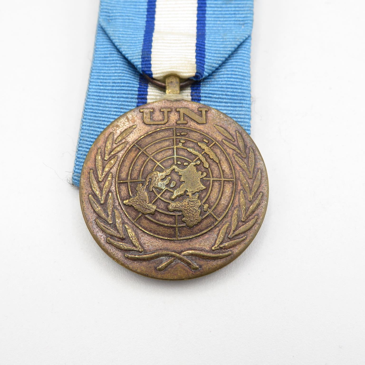 ERII medal pair inc. C.S.M. Northern Ireland and UN C.S.M. named 225098530 Gnr R Harrison RA - - Bild 2 aus 7