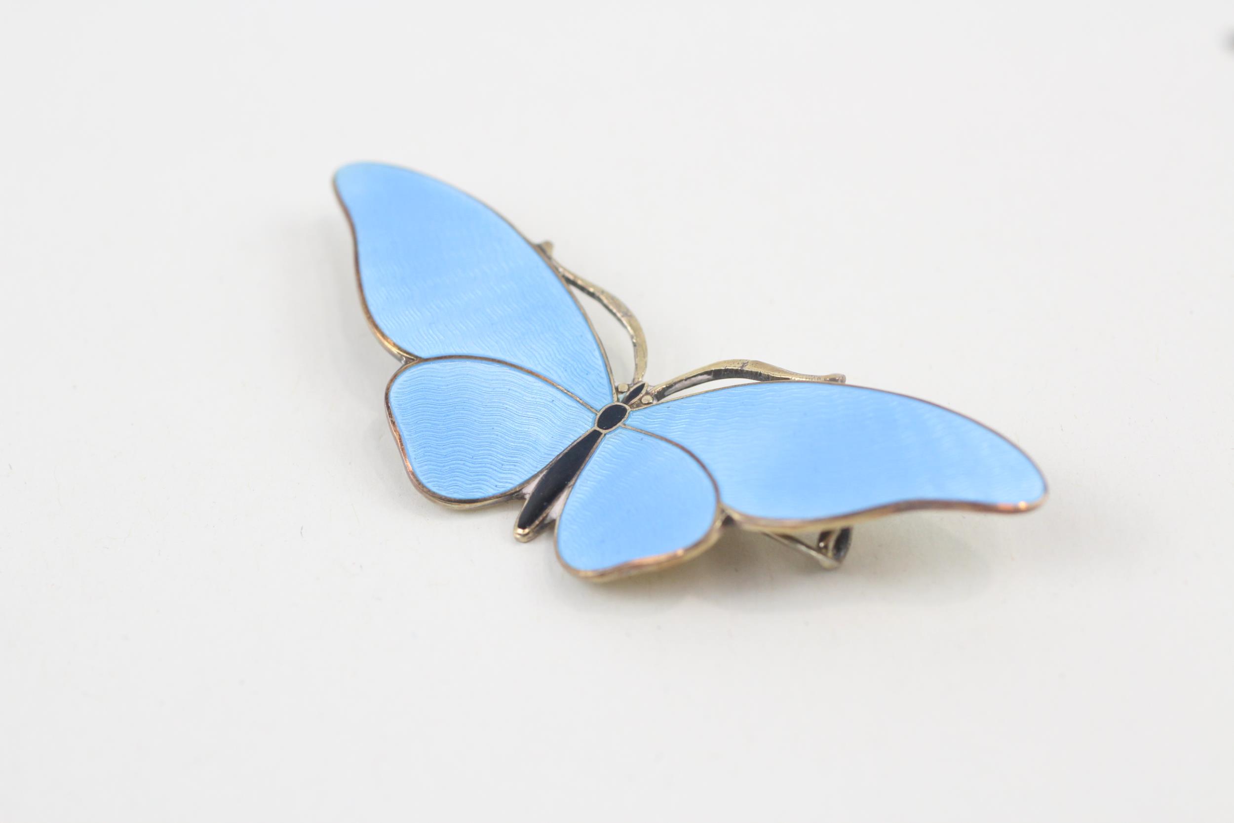 Silver enamel butterfly brooch by Gustav Hellstrom (13g) - Image 6 of 13