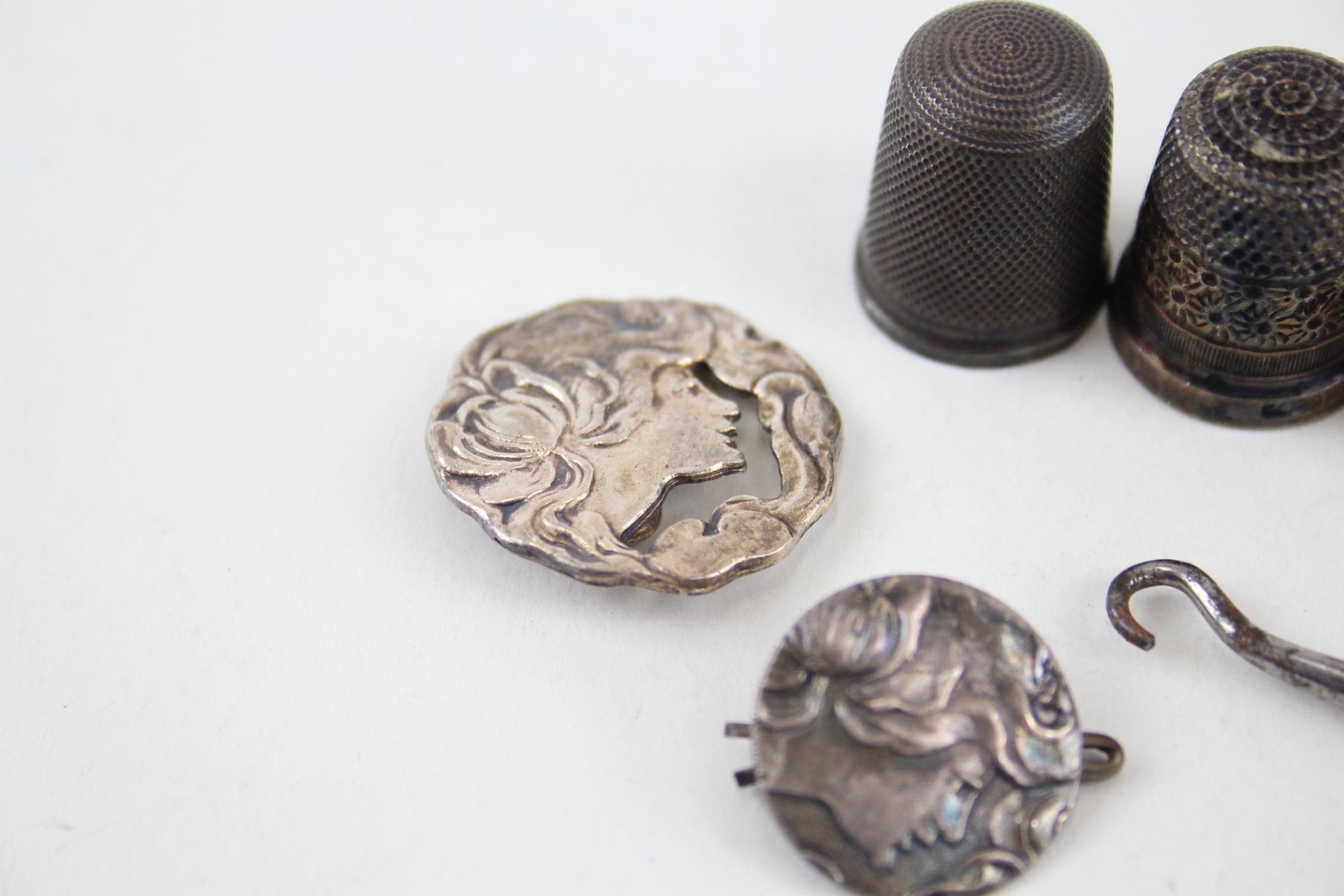 8 x Antique / Vintage HM .925 Sterling Silver Haberdashery Inc Art Nouveau 23g - Inc Art Nouveau, - Image 5 of 7