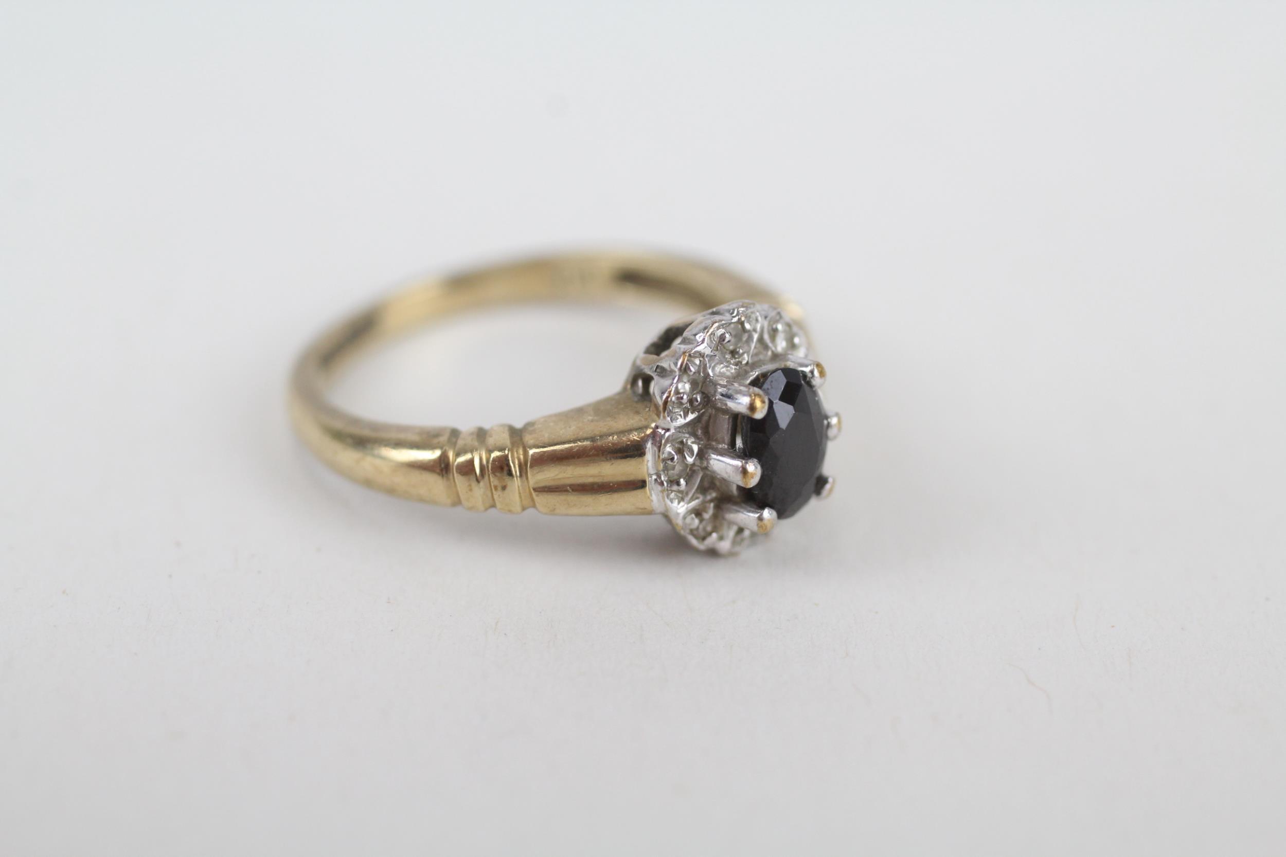 9ct gold diamond & black gemstone cluster ring Size L 3.1 g - Image 3 of 5