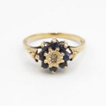 9ct gold vintage sapphire & diamond cluster ring Size M