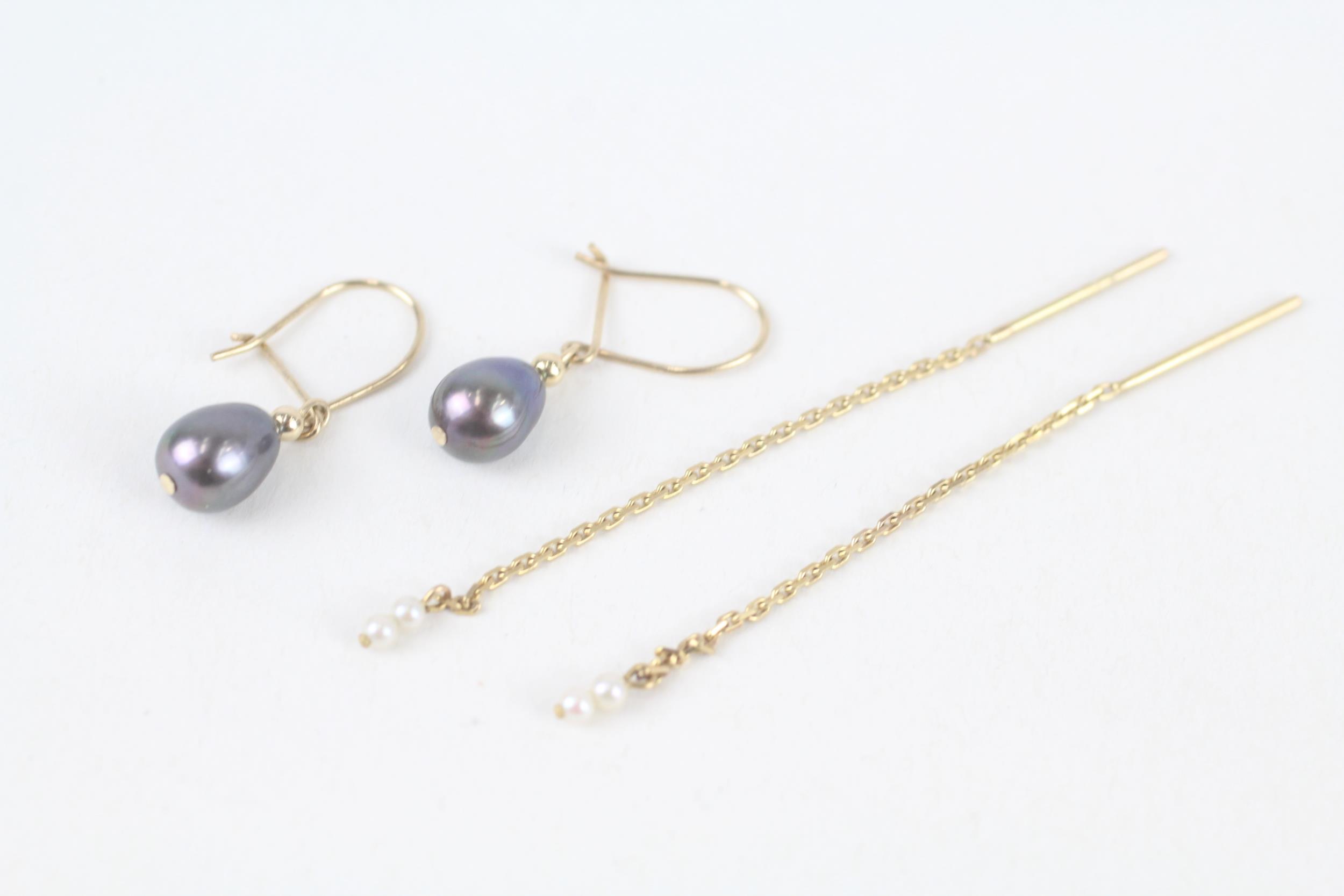 2 x 9ct gold cultured pearl drop earrings