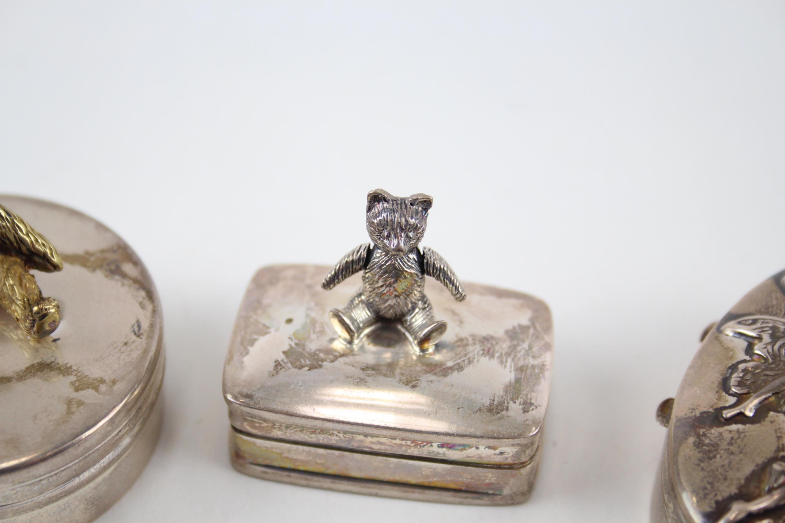 3 x Vintage .925 Sterling Silver Trinket Pill Boxes Inc Fairy, Teddy Bear (82g) - In vintage - Image 3 of 4