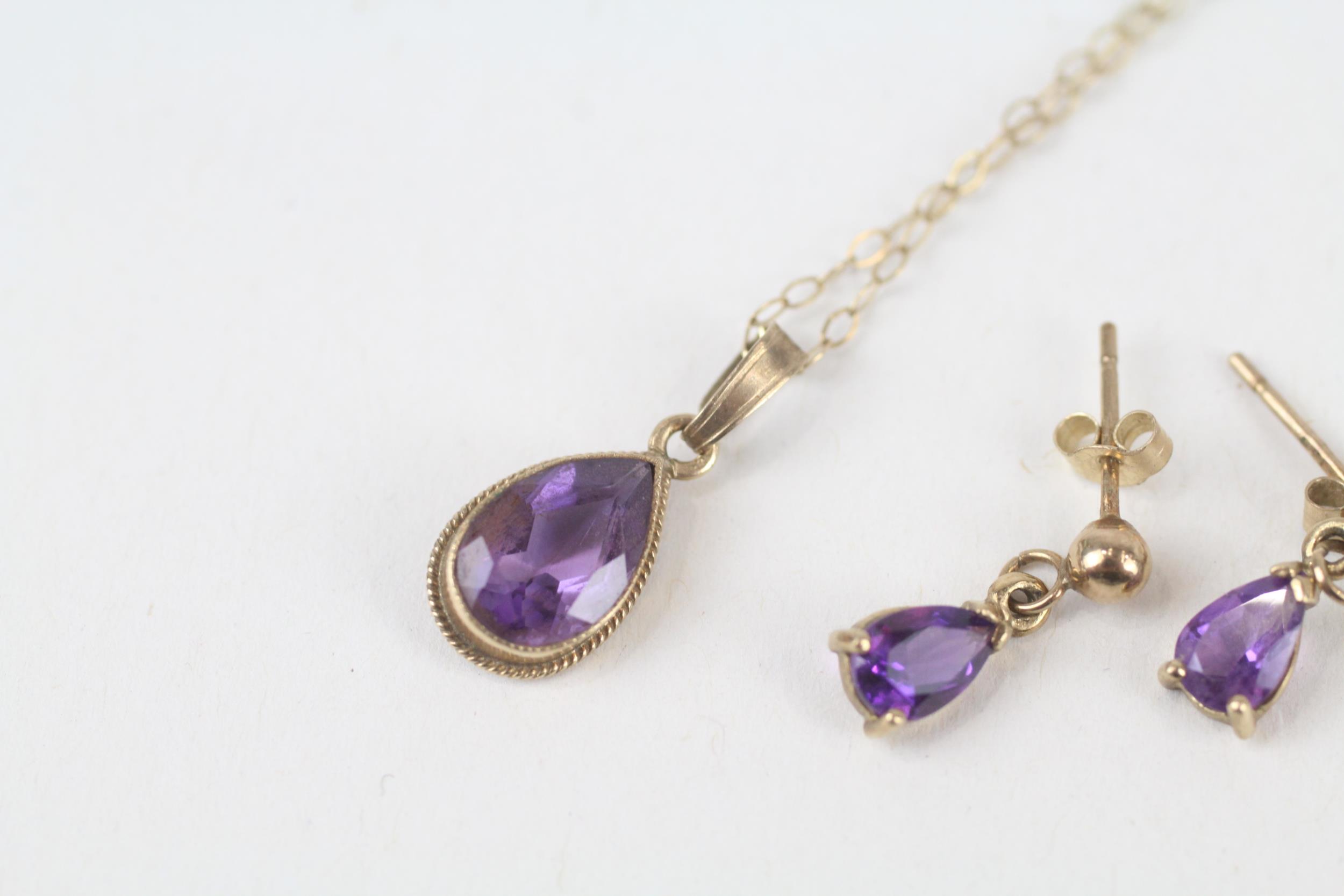 2x 9ct gold pear cut amethyst drop earrings & necklace 1.6 g - Image 2 of 4