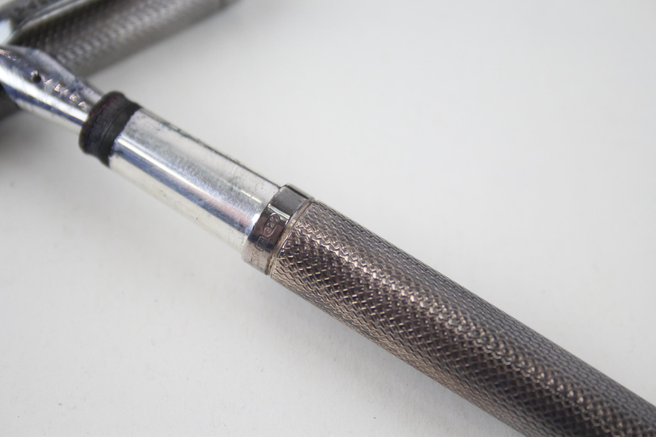 YARD O LED Hallmarked .925 Sterling Silver Fountain Pen w/ 18ct Gold Nib (31g) - w/ 18ct White - Image 3 of 6