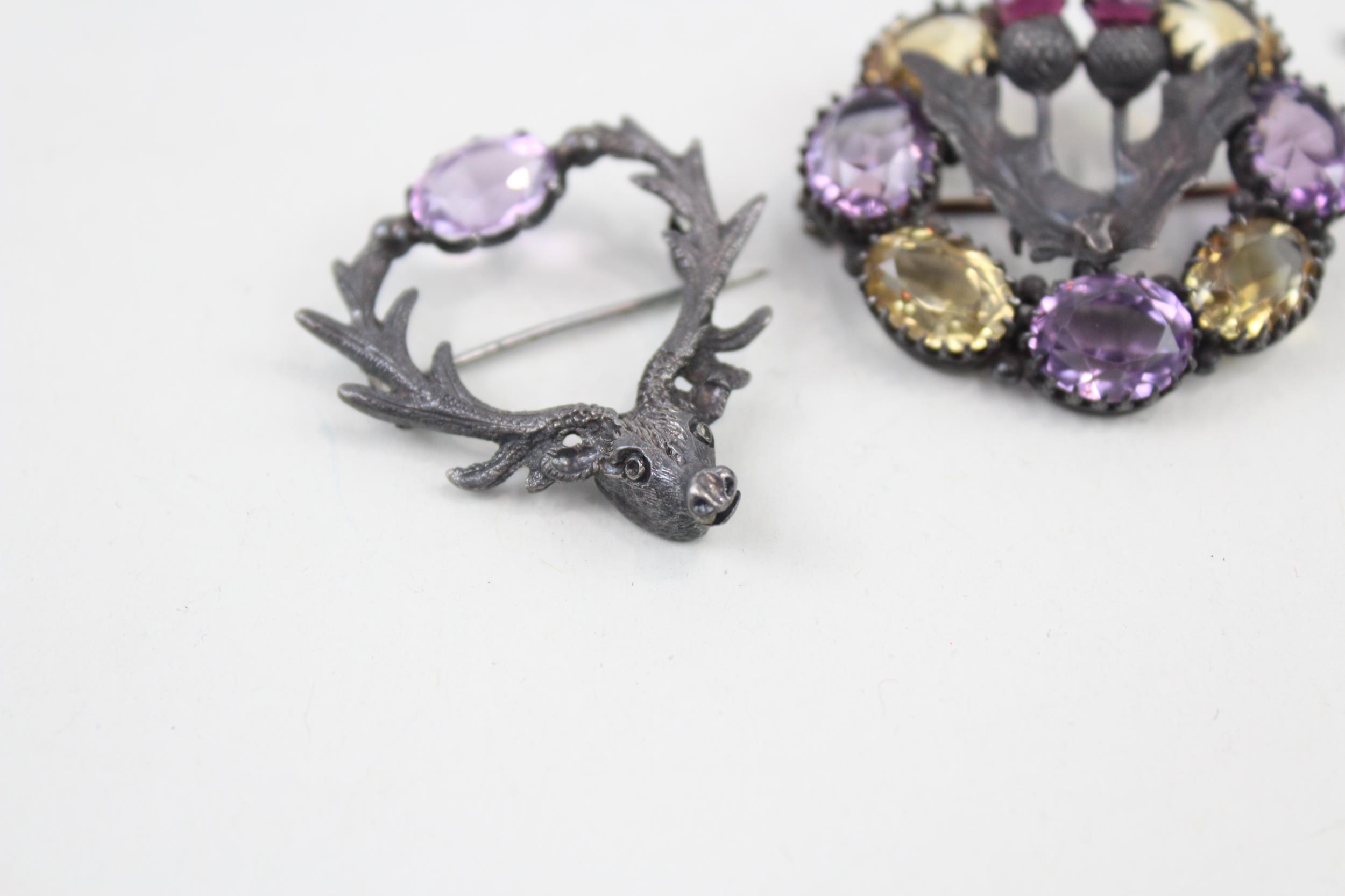 Two silver Scottish brooches with Amethyst & Citrine (17g) - Image 3 of 8