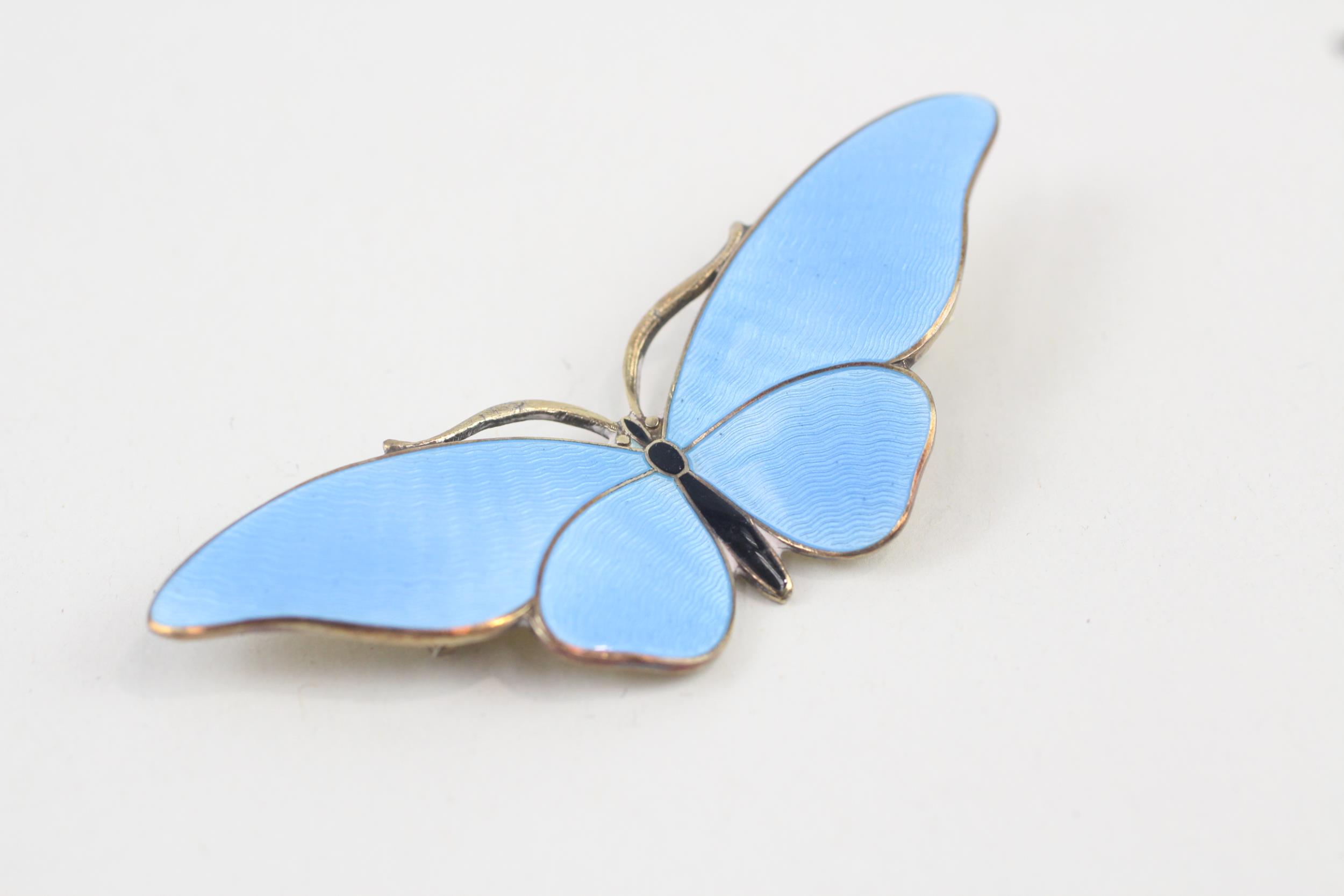 Silver enamel butterfly brooch by Gustav Hellstrom (13g) - Image 7 of 13