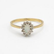 9ct gold diamond & opal cluster ring Size P 1.6 g