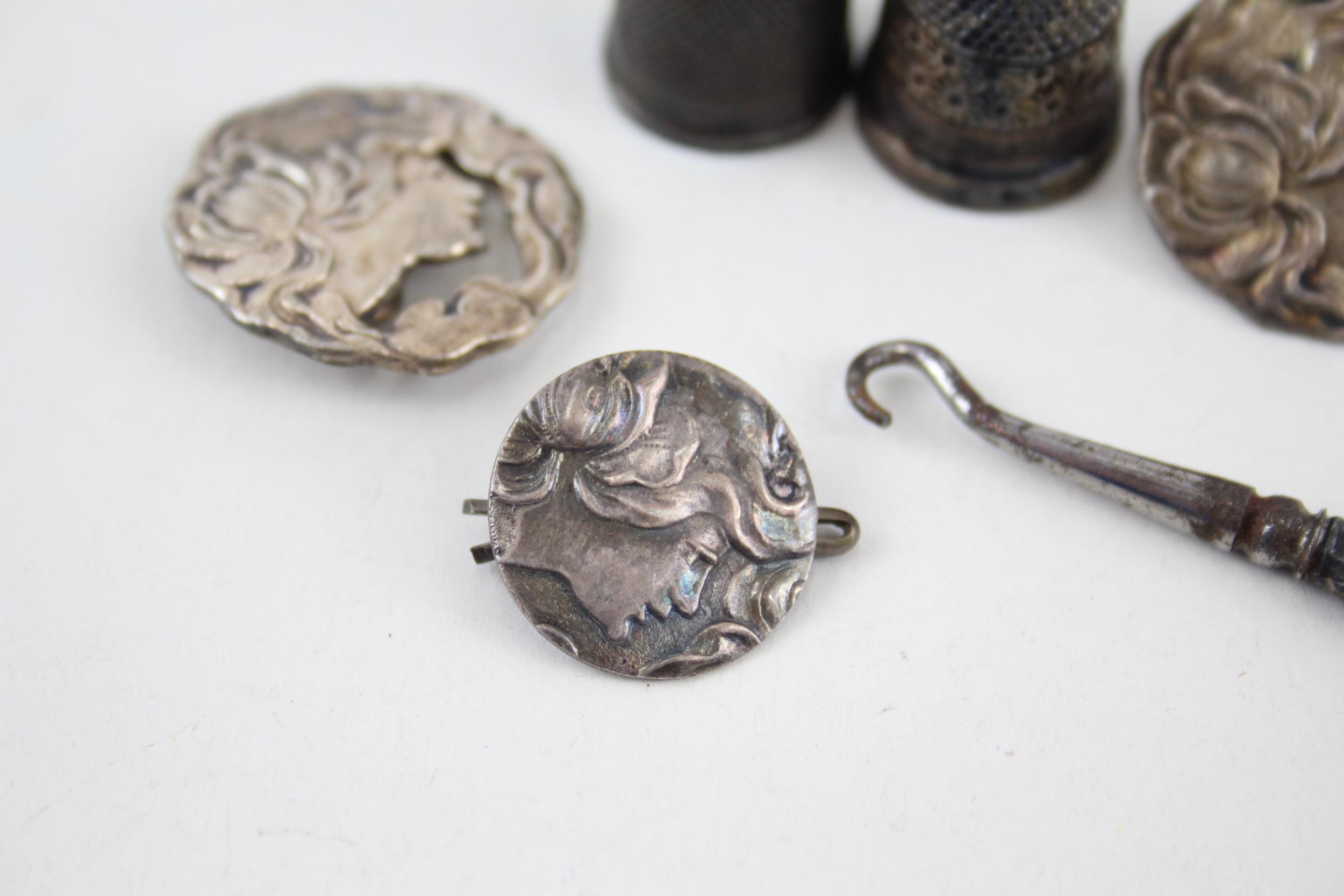 8 x Antique / Vintage HM .925 Sterling Silver Haberdashery Inc Art Nouveau 23g - Inc Art Nouveau, - Image 6 of 7