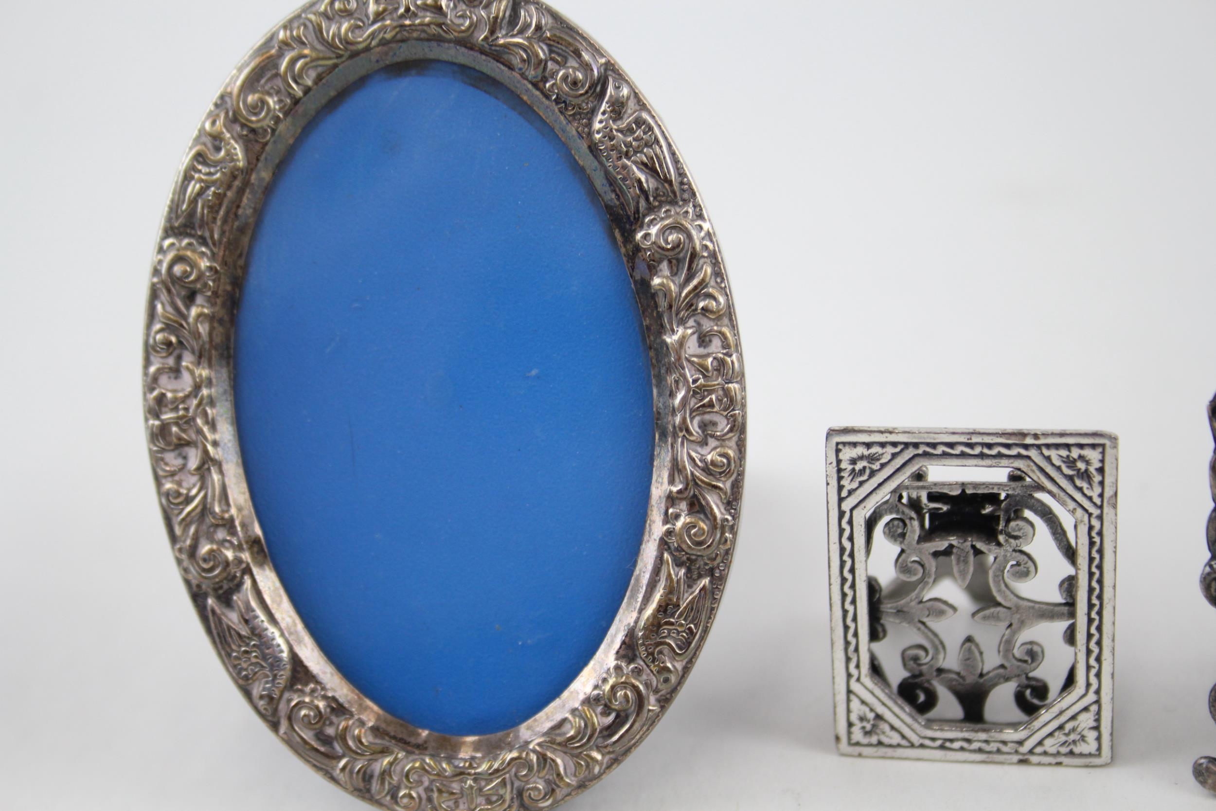 5 x Vintage HM .925 Sterling Silver Miniature / Small Photograph Frames (63g) - In vintage condition - Image 2 of 7