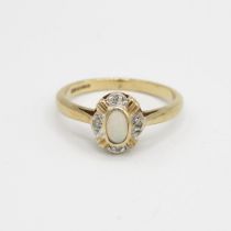 9ct gold opal & diamond dress ring Size O 2.3 g