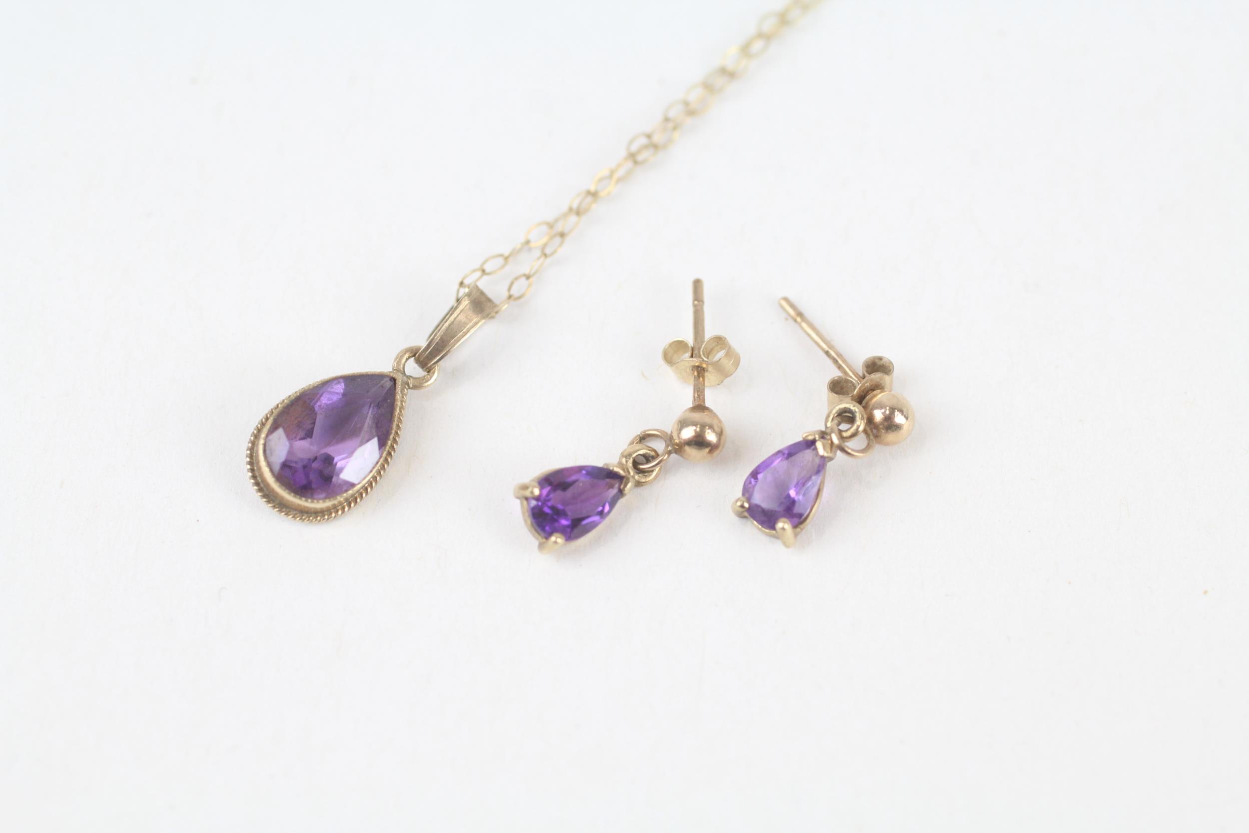 2x 9ct gold pear cut amethyst drop earrings & necklace 1.6 g