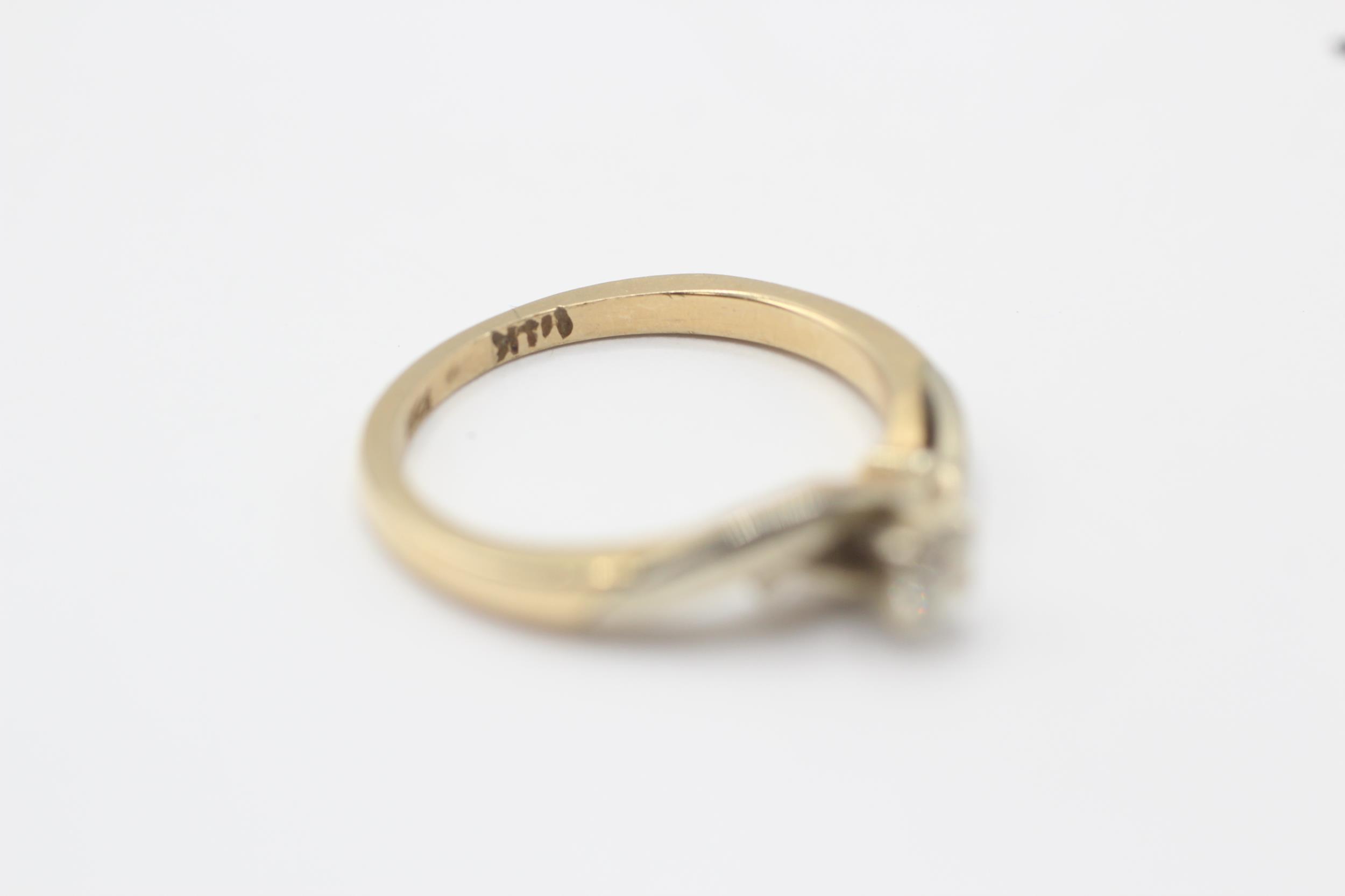 14ct gold round brilliant cut diamond single stone ring Size K 2.4 g - Image 2 of 5