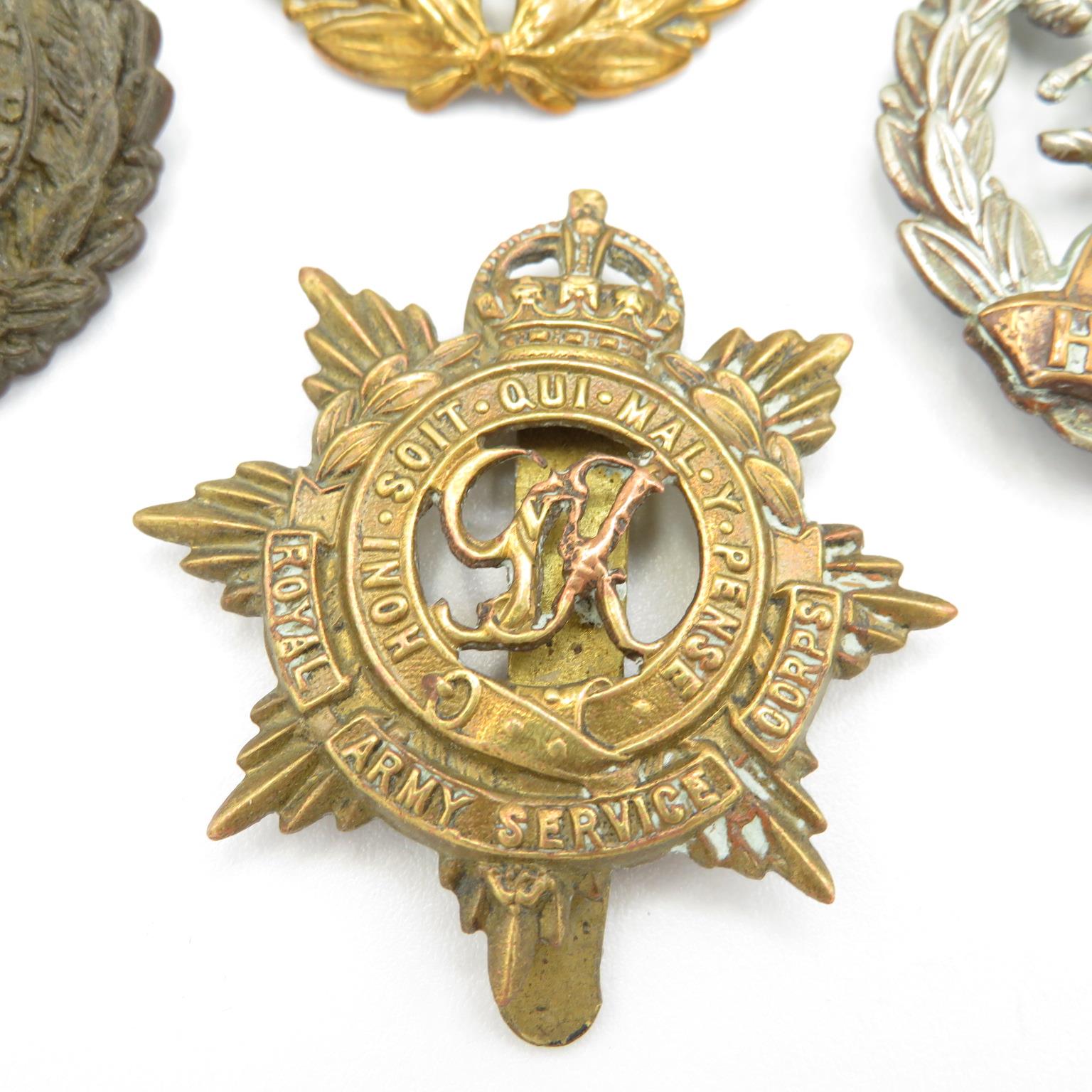 18x Military cap badges including Royal Scots Fusiliers and Lancers etc. - - Image 17 of 19