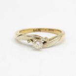 14ct gold round brilliant cut diamond single stone ring Size K 2.4 g