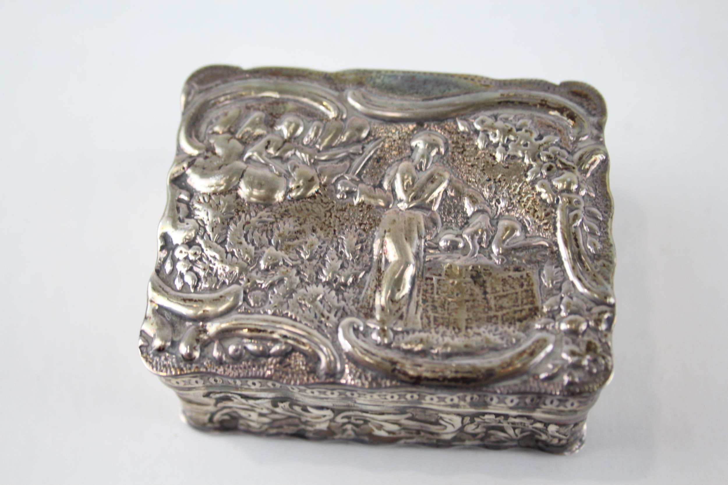 Antique Victorian 1899 London Sterling Silver Figural Snuff / Trinket Box (56g) - Maker - - Image 6 of 6