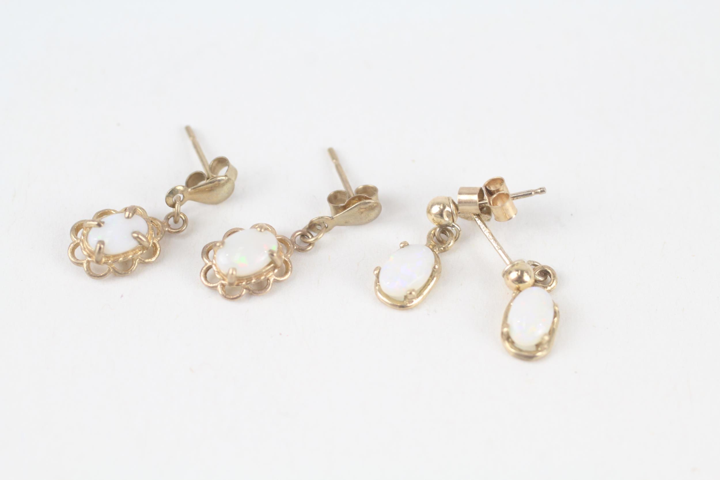2x 9ct gold opal drop earrings with scroll backs 1.8 g