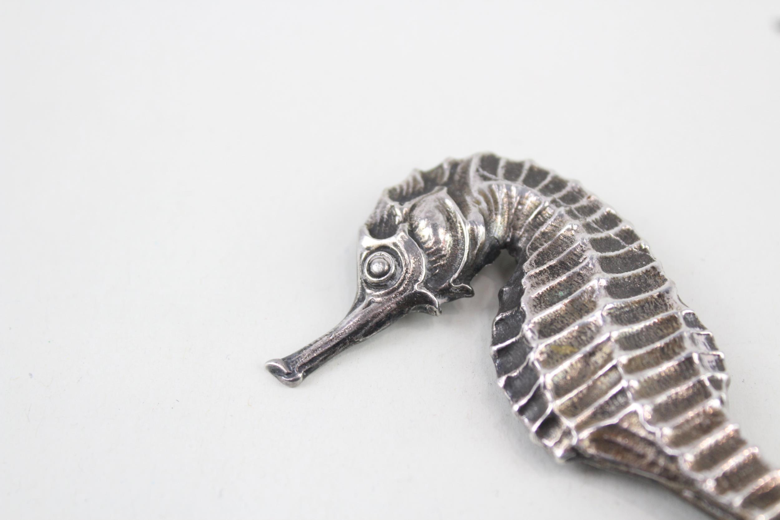 Silver seahorse brooch stamped Black, Starr & Gorham by Cini (15g) - Image 2 of 7