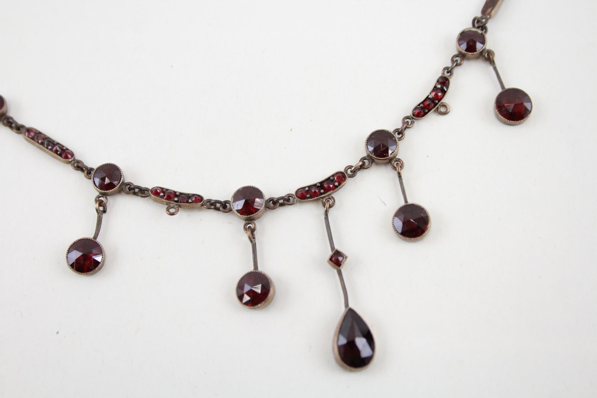 A collection of antique Bohemian Garnet jewellery (27g) - Image 6 of 8