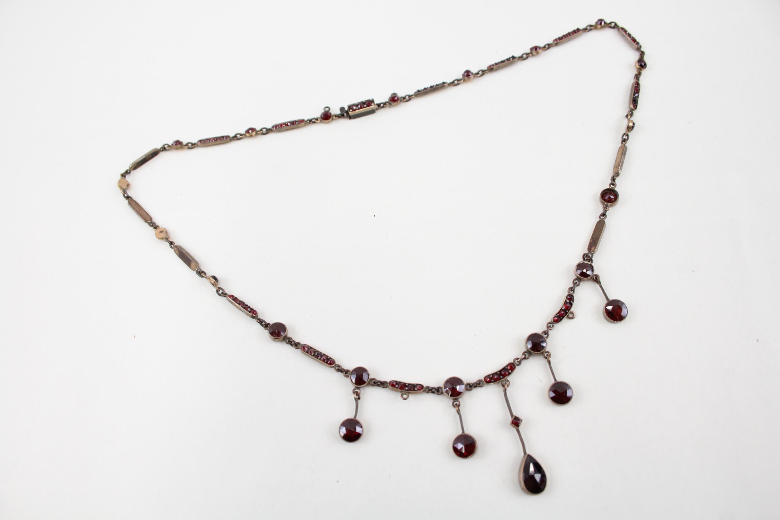 A collection of antique Bohemian Garnet jewellery (27g) - Image 5 of 8