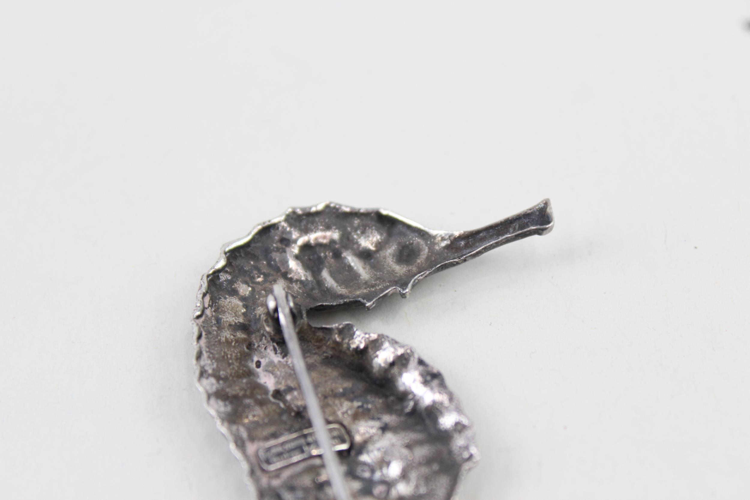 Silver seahorse brooch stamped Black, Starr & Gorham by Cini (15g) - Image 7 of 7