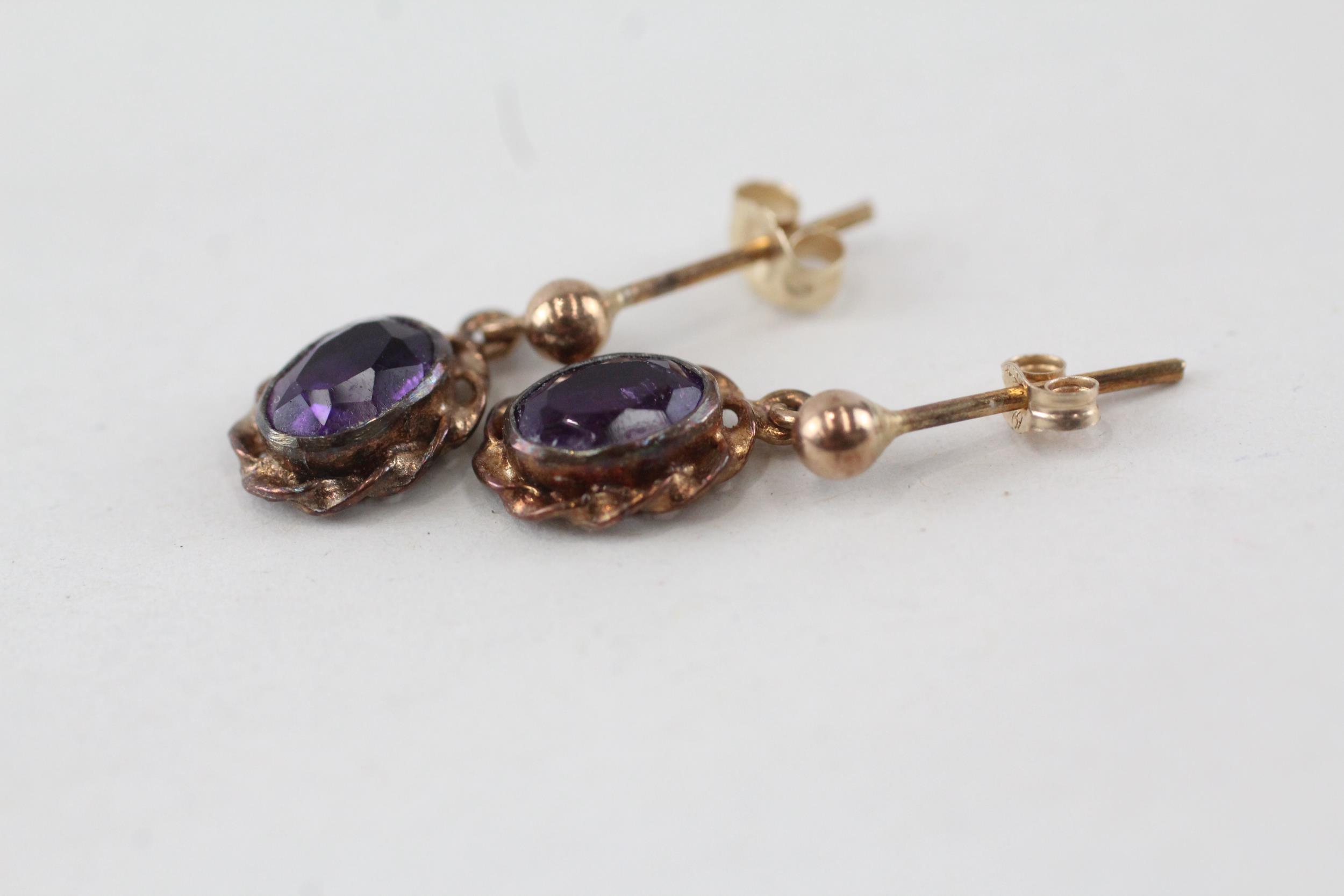 9ct gold amethyst single stone dangle earrings 1.8 g - Image 2 of 4